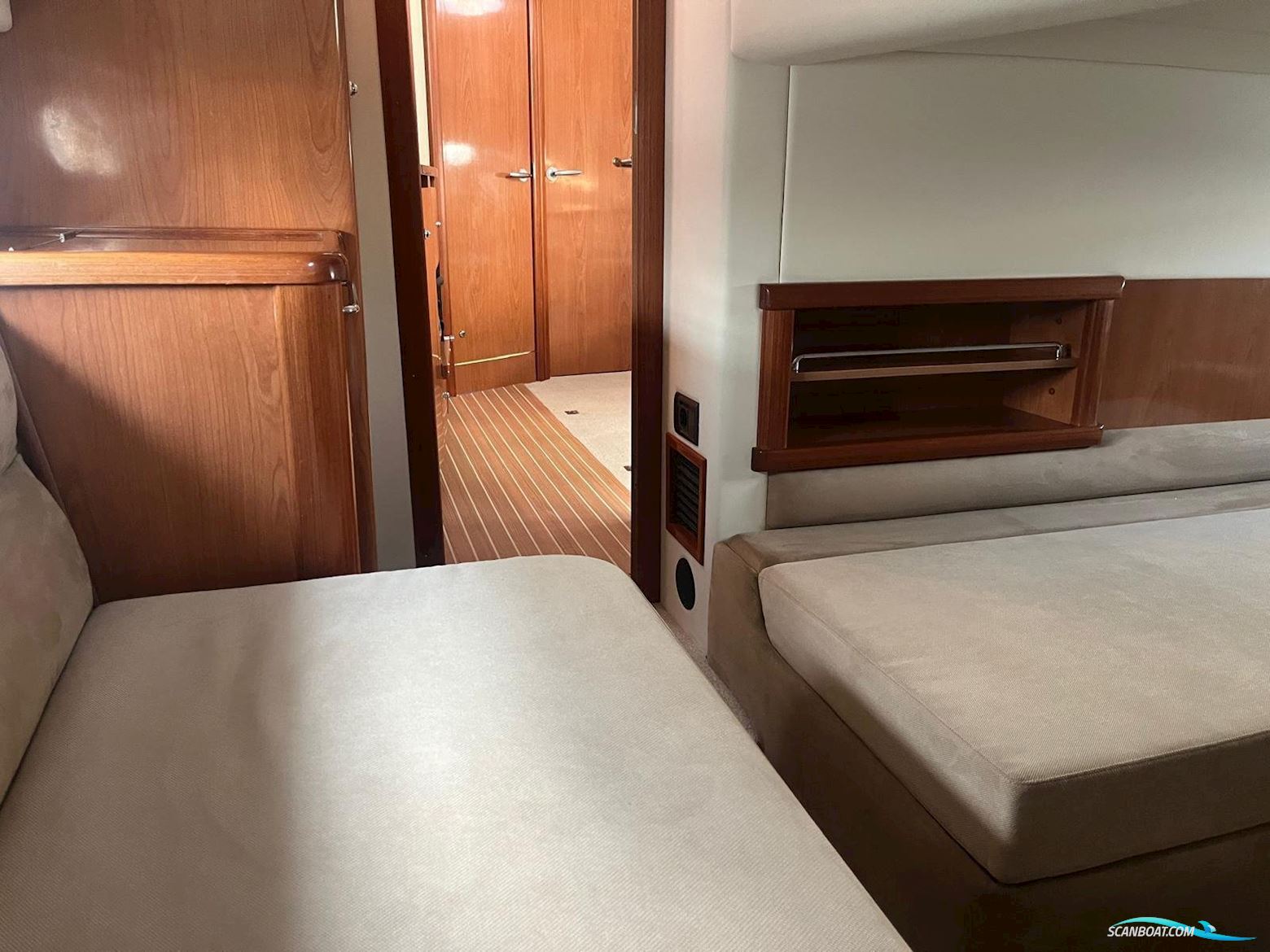 Sealine 38 S