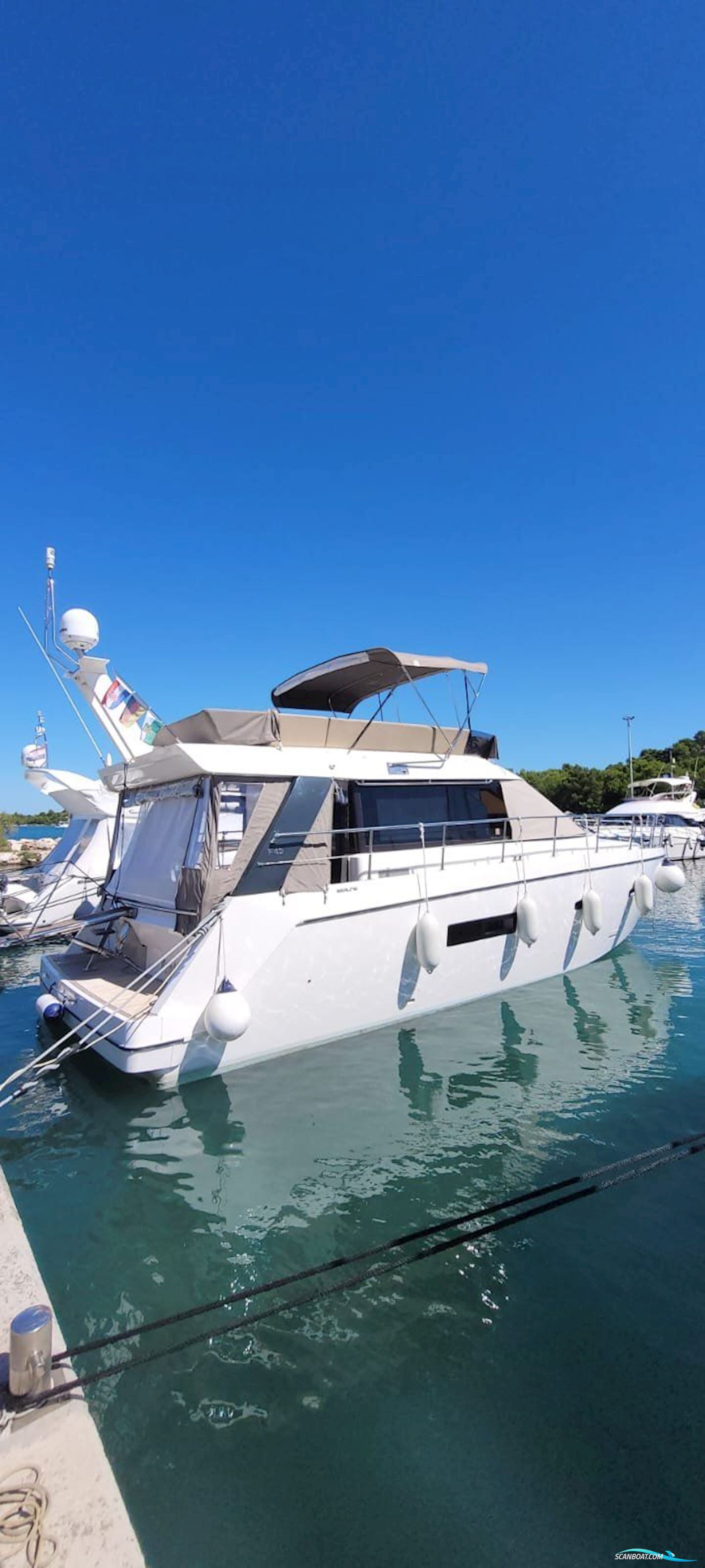 Sealine 42 F Motorbåt 2012, med VOLVO IPS 600 motor, Kroatien