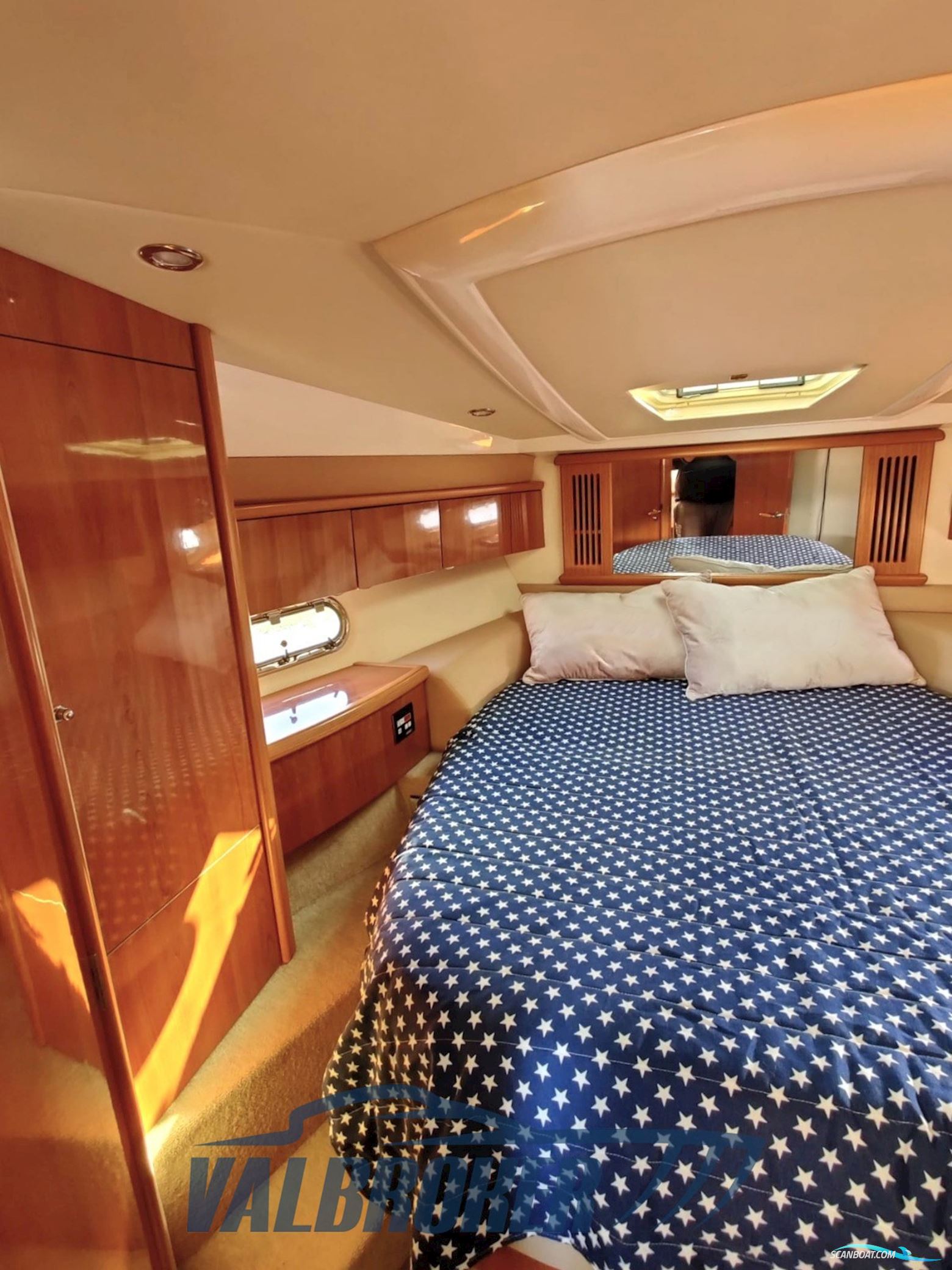 Sealine C 39