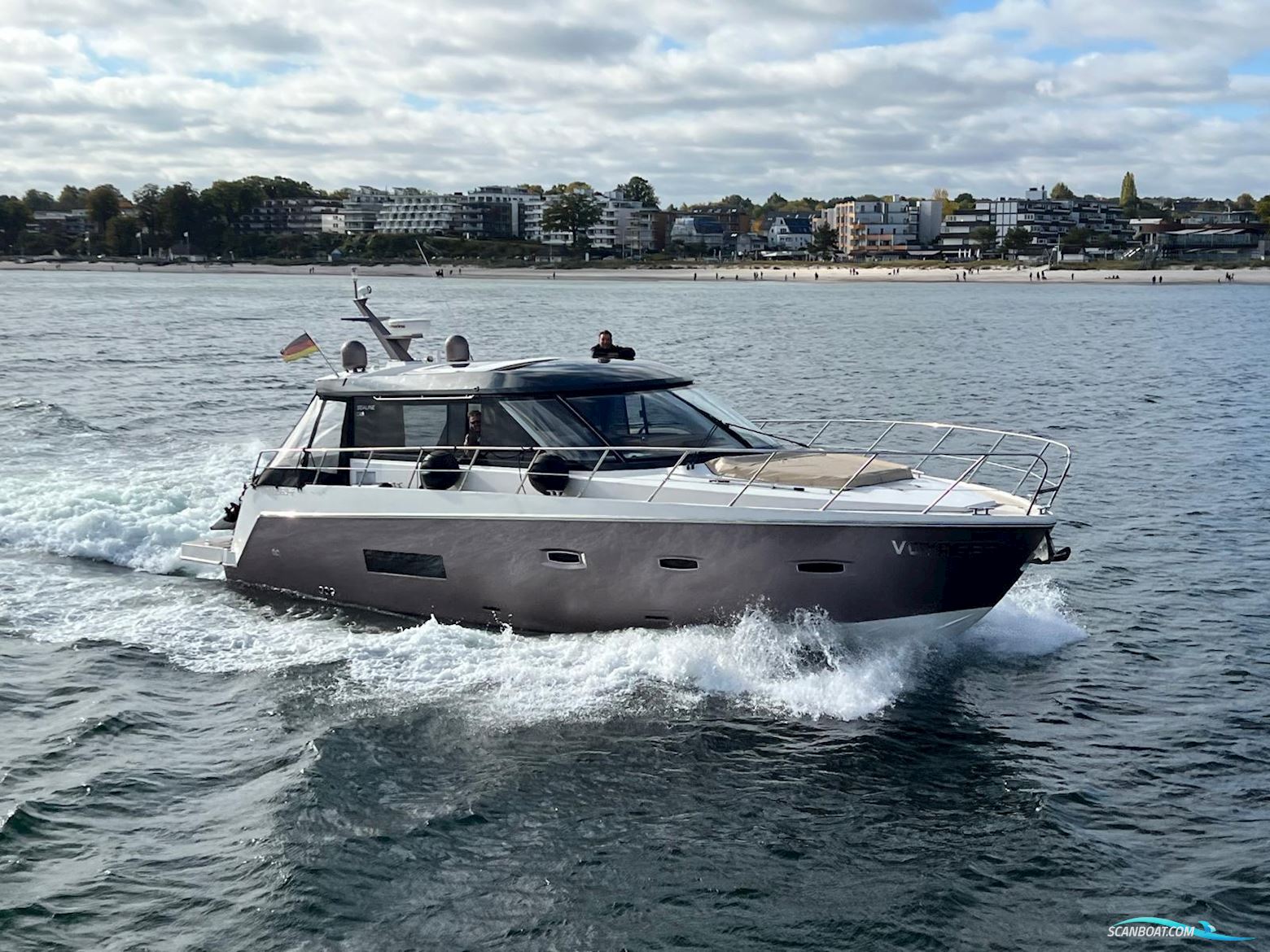 Sealine C 48 Motorbåt 2012, med Volvo Penta Ips 600 motor, Tyskland