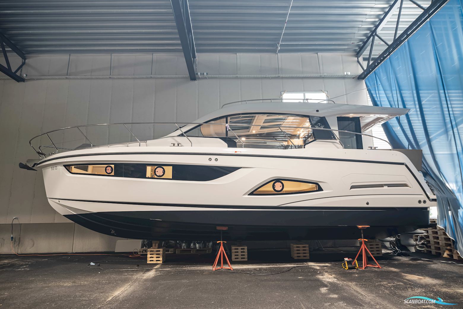 Sealine C390 Motorbåt 2020, med Volvo Penta motor, Sverige