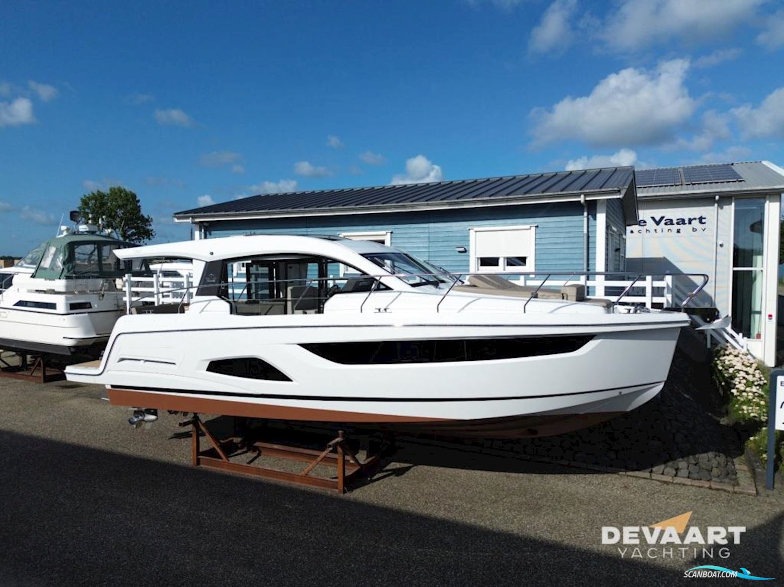 Sealine C390 Motorbåt 2024, med Volvo Penta D4 motor, Holland