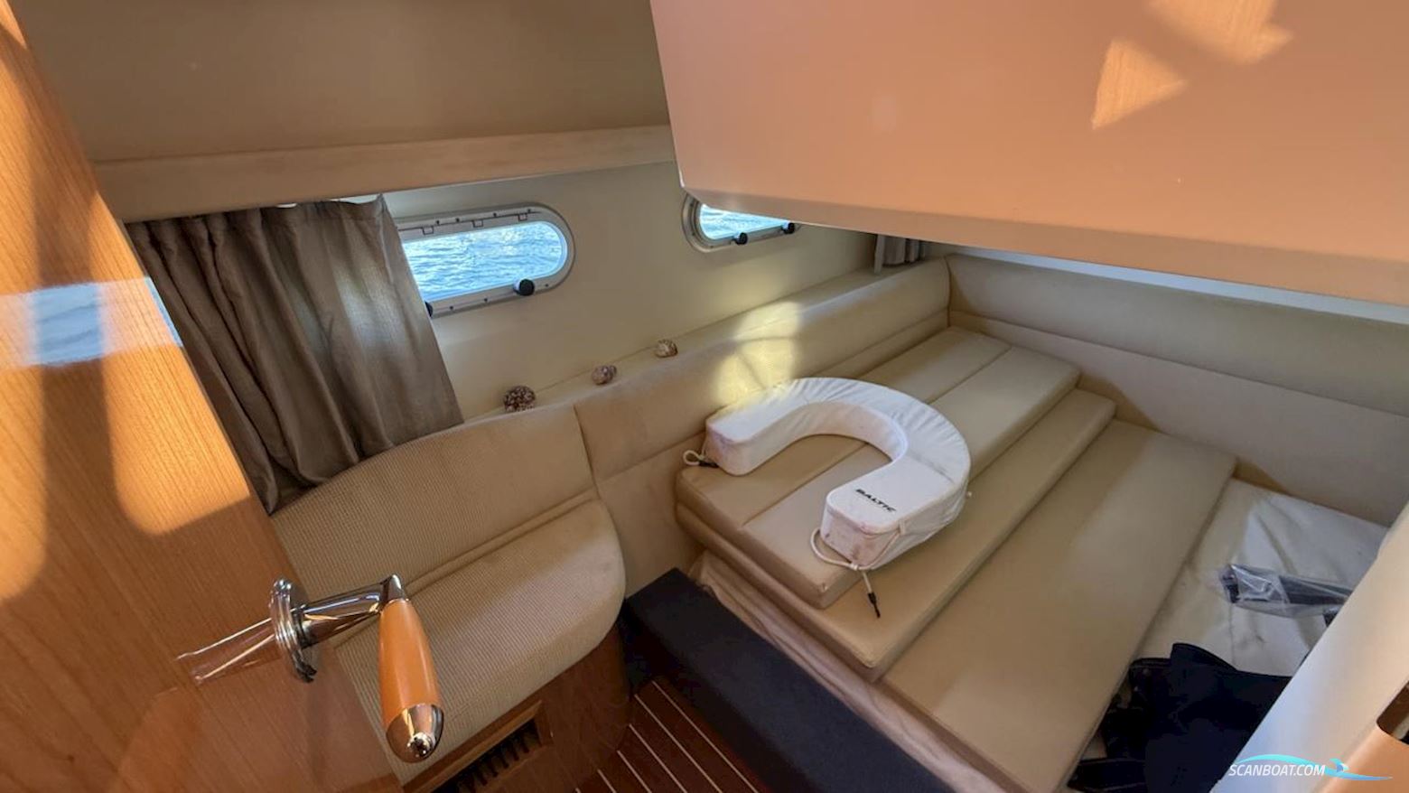 Sealine F 34 FLYBRIDGE