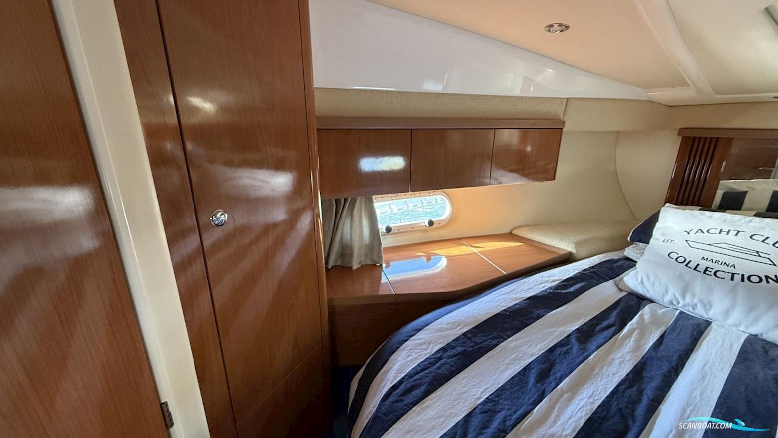 Sealine F 34 Flybridge