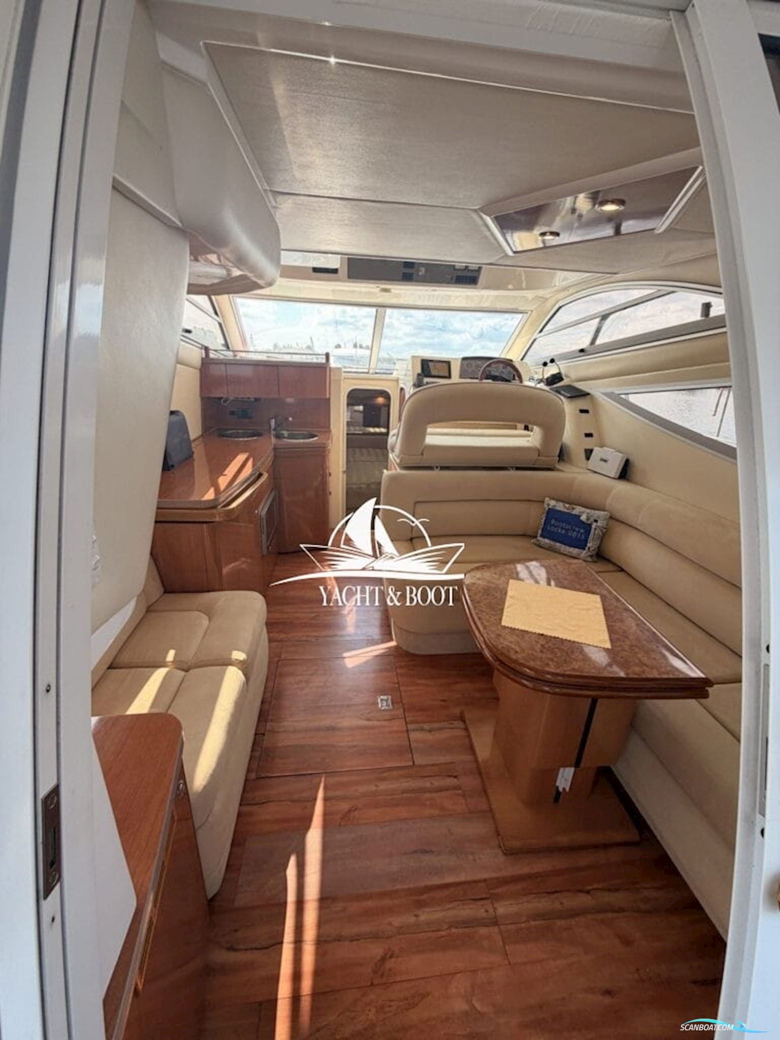 Sealine F 34