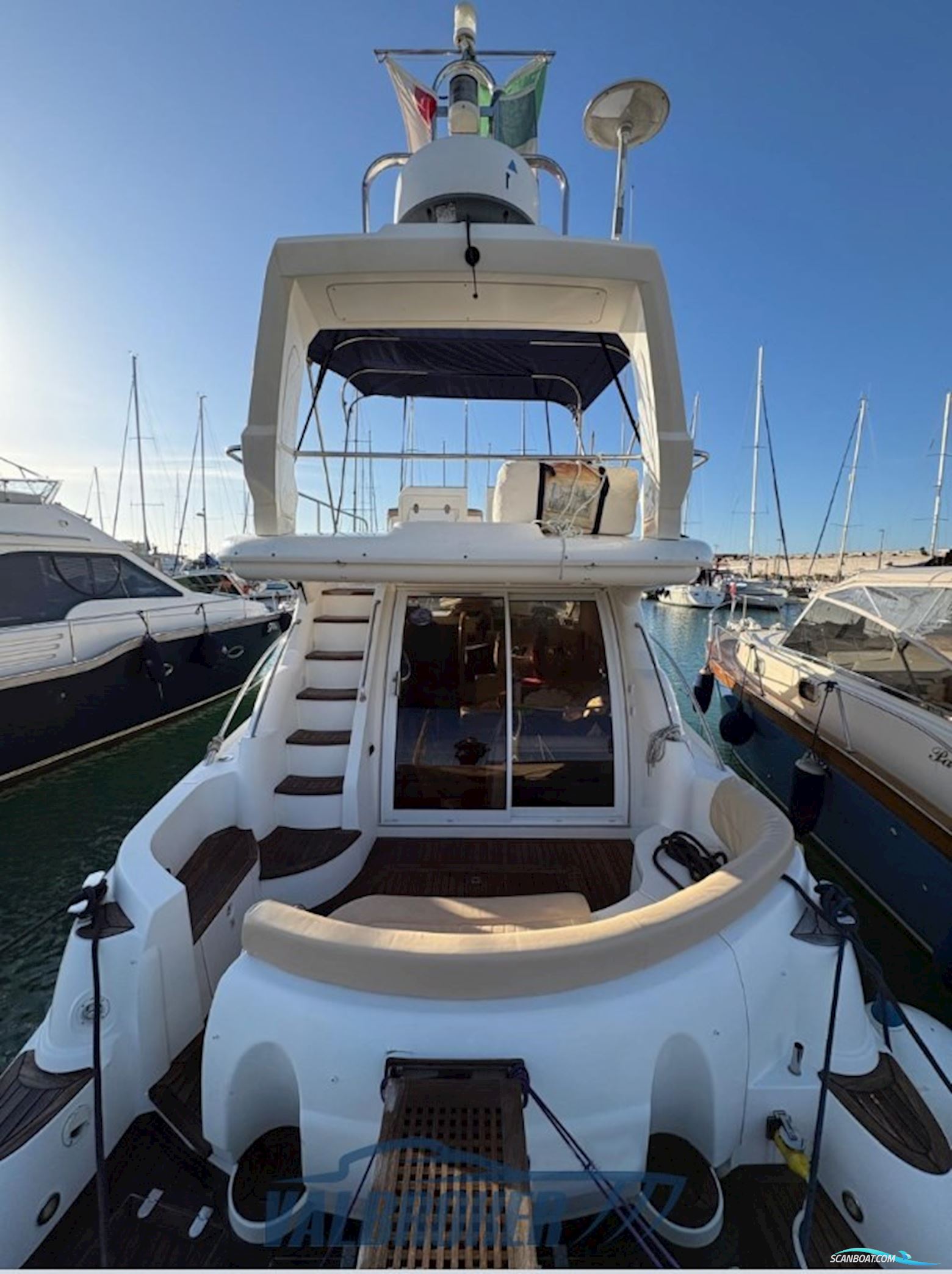 Sealine F 37