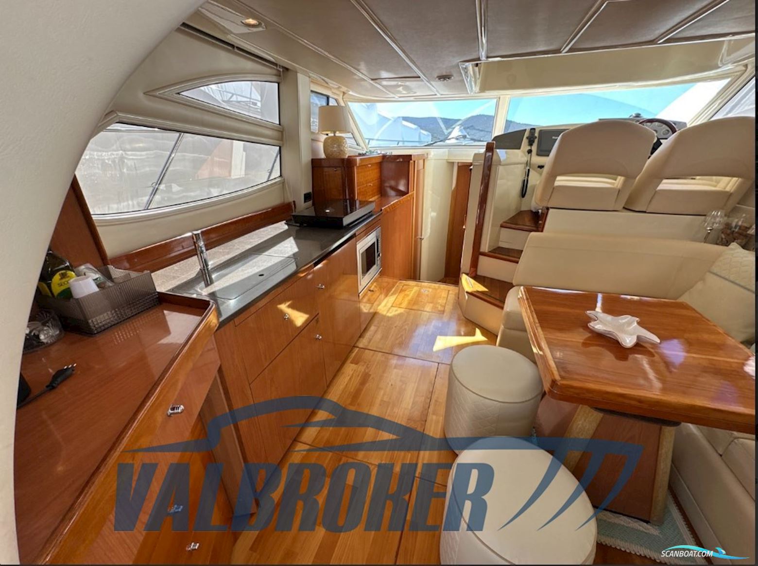 Sealine F 42/5