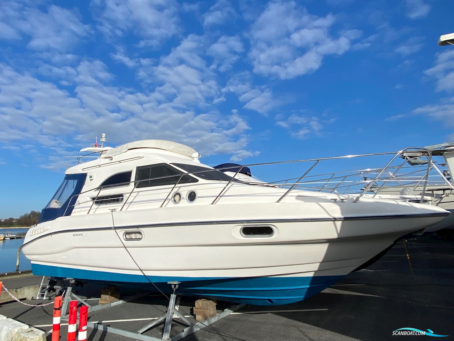 Sealine F330 Motorbåt 1999, med Volvo Penta motor, Danmark