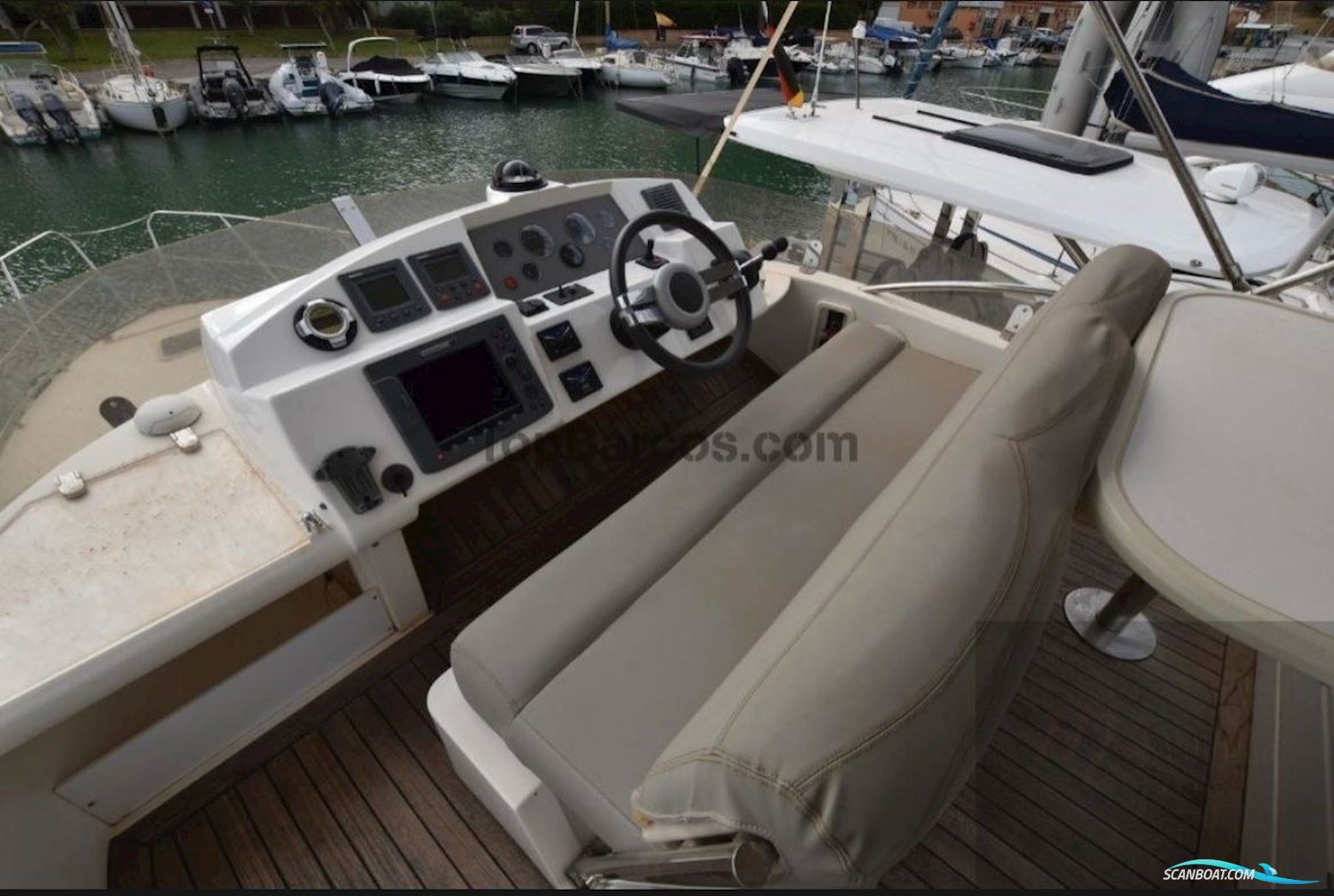 Sealine F34 Flybridge