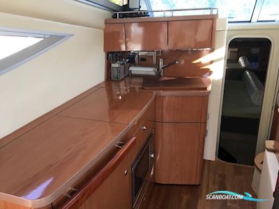 Sealine F34 Flybridge Motorbåt 2009, med Volvo motor, Tyskland
