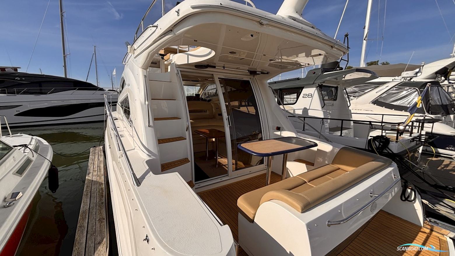 Sealine F34