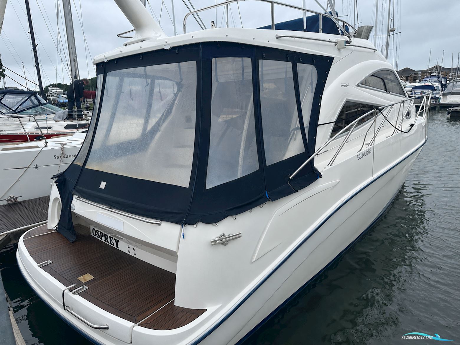 Sealine F34