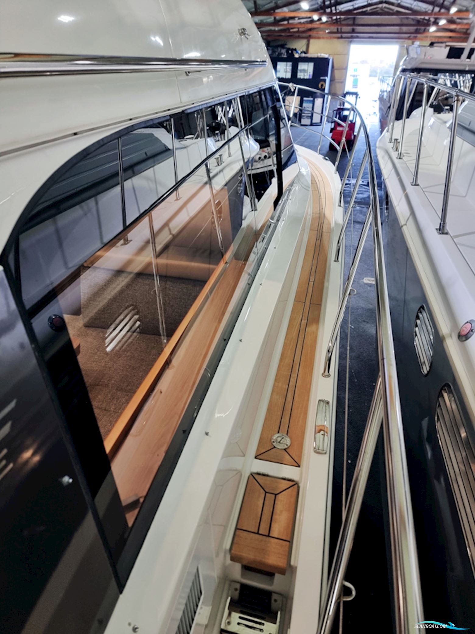 Sealine F380 Volvo Penta D6-330 EVC