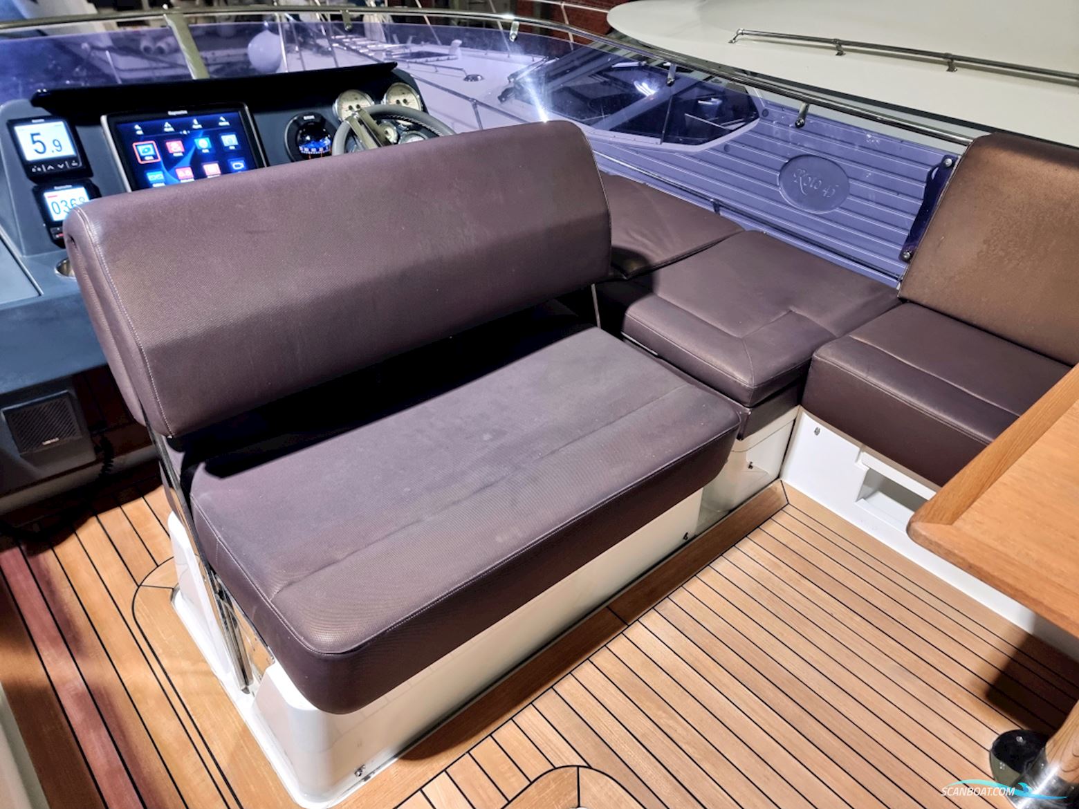 Sealine F380 Volvo Penta D6-330 EVC