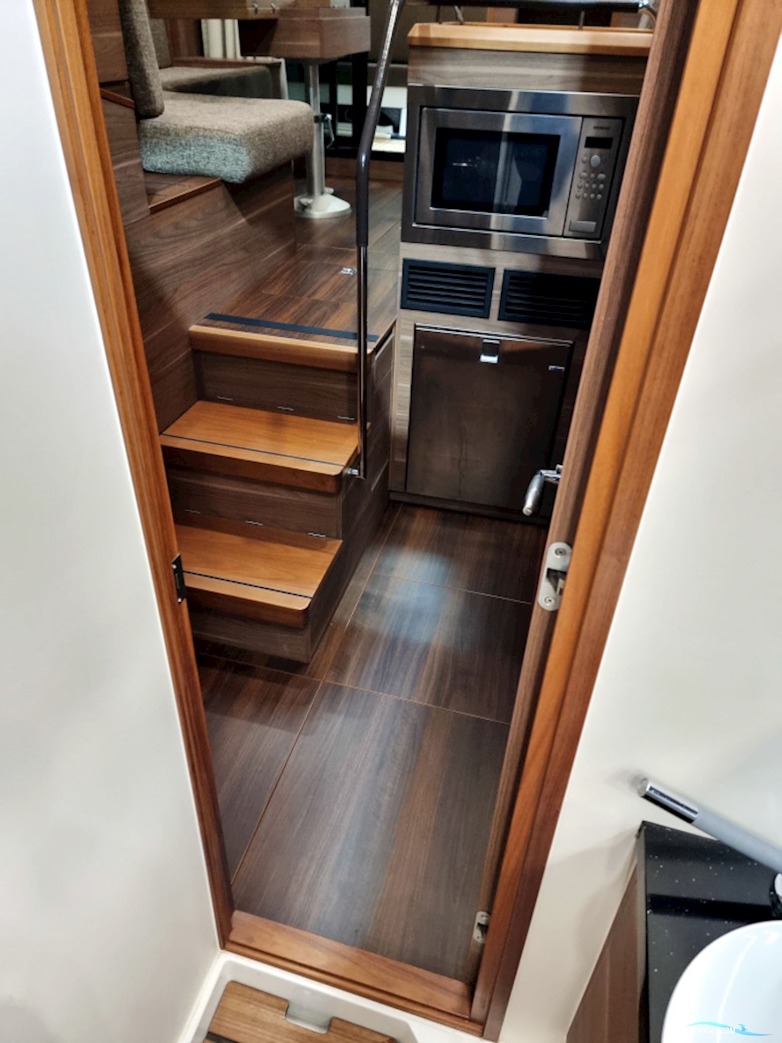 Sealine F380 Volvo Penta D6-330 EVC