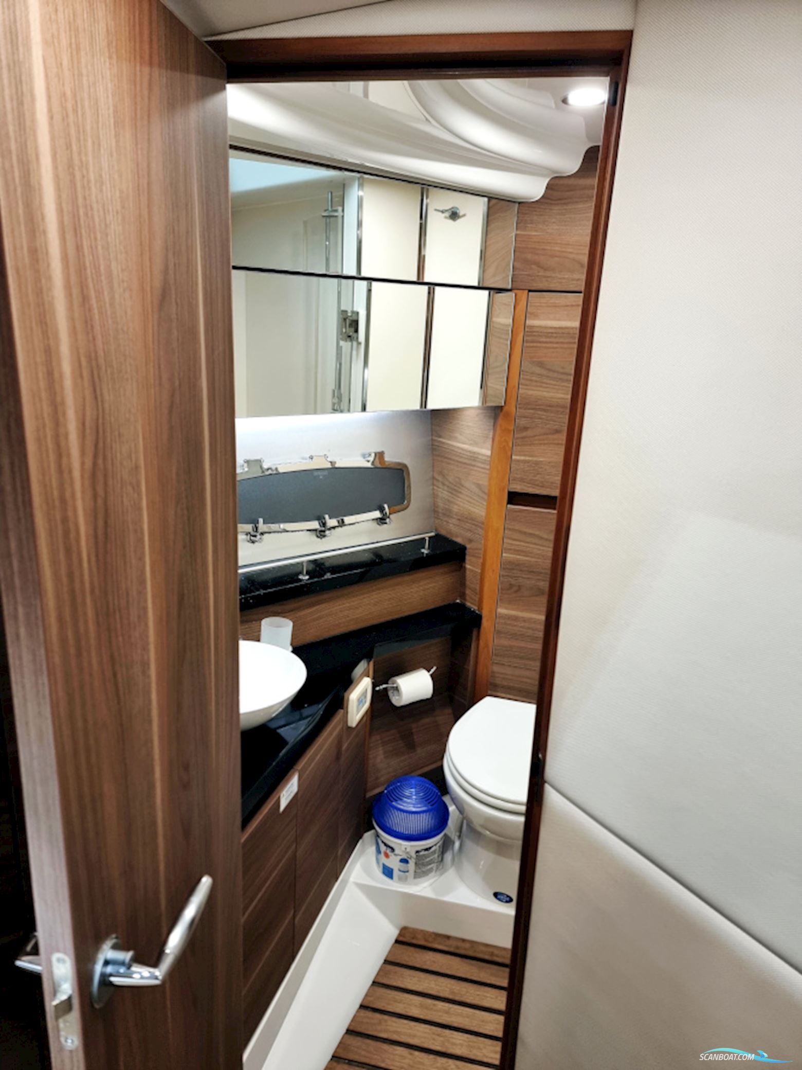 Sealine F380 Volvo Penta D6-330 EVC