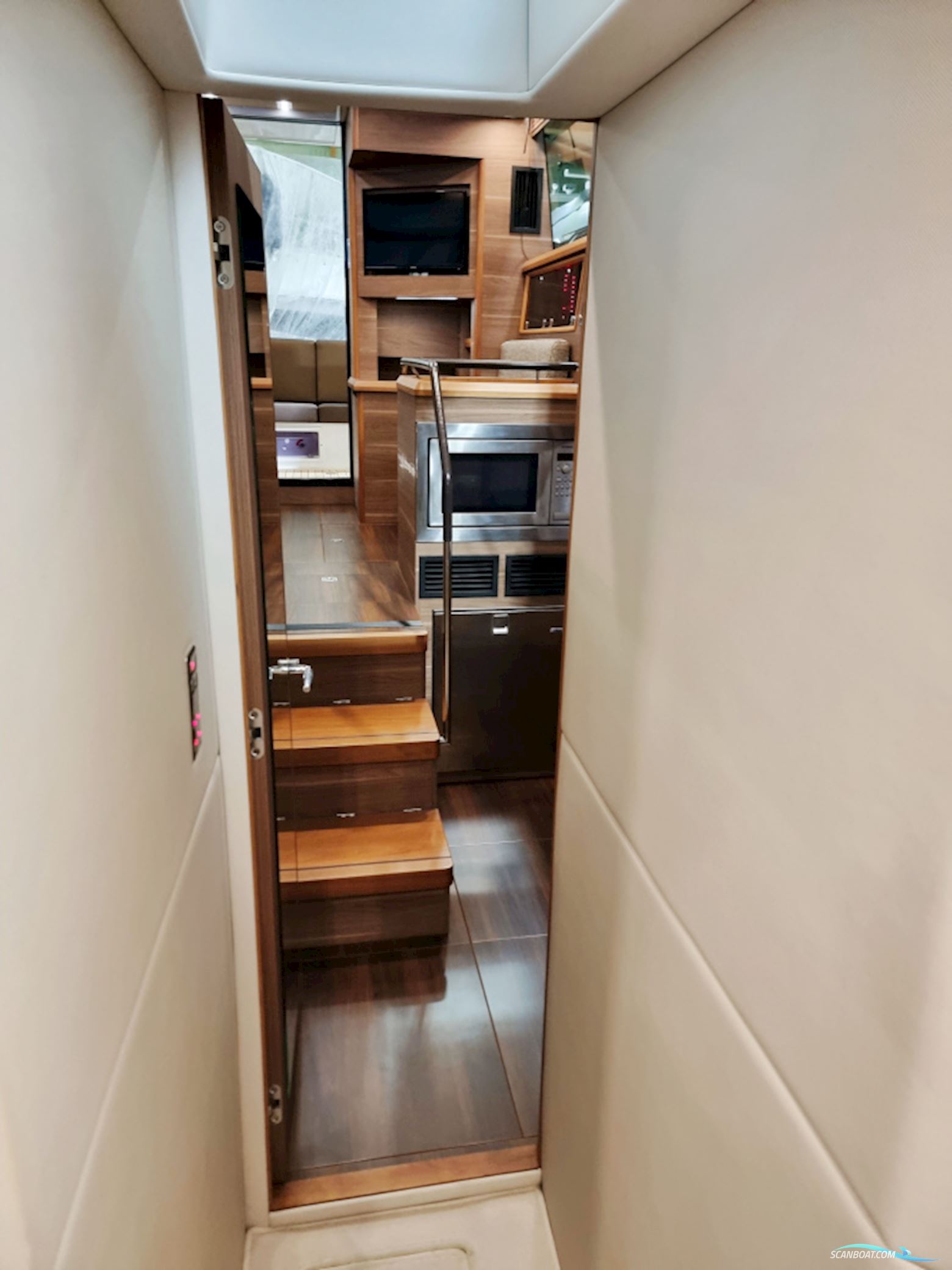 Sealine F380 Volvo Penta D6-330 EVC