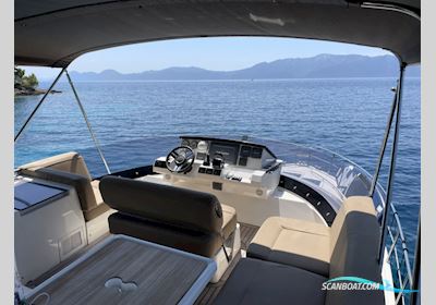 Sealine F42/450 Motorbåt 2011, med Volvo Penta Ips-600 motor, Kroatien