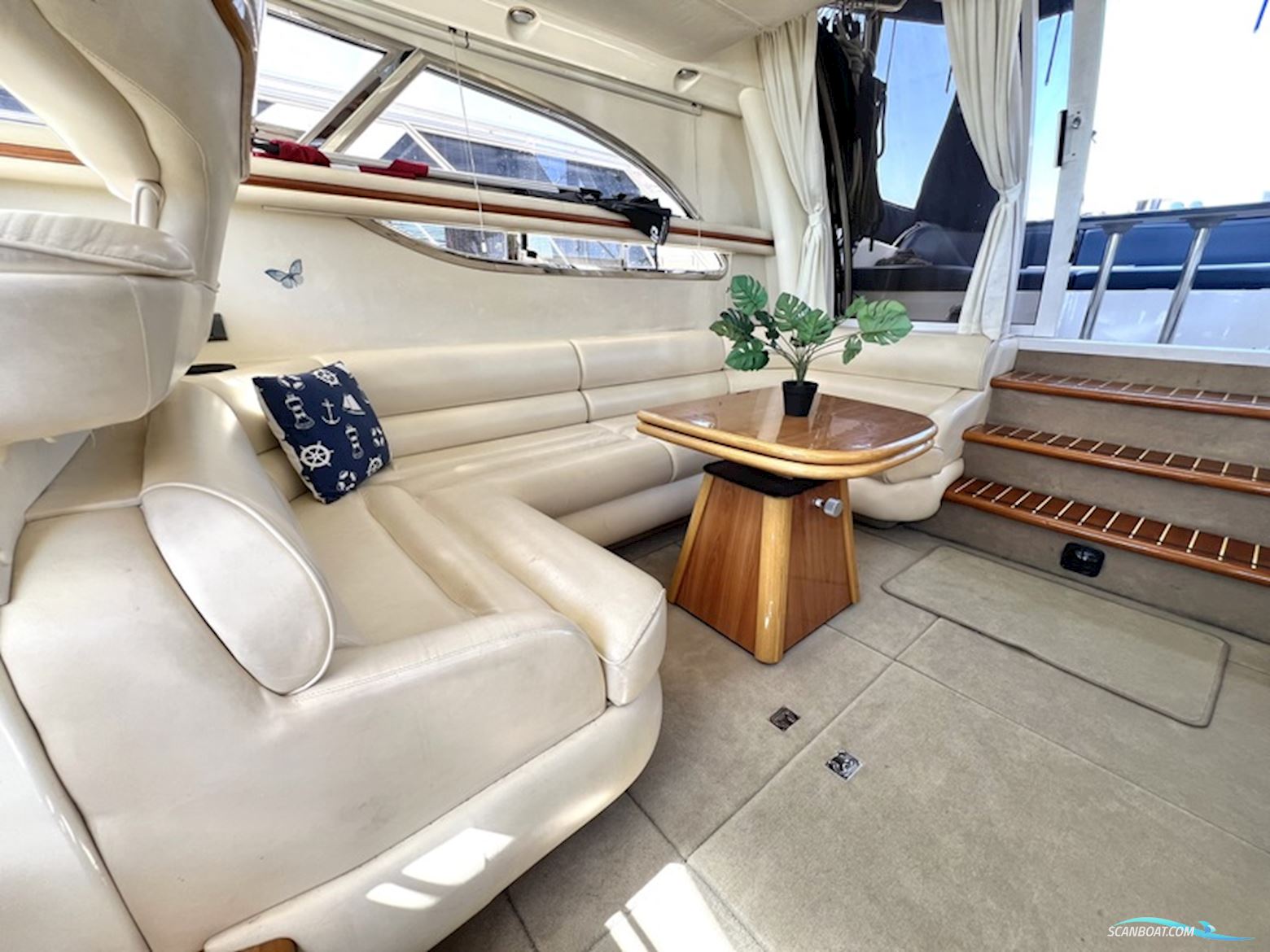 Sealine F43
