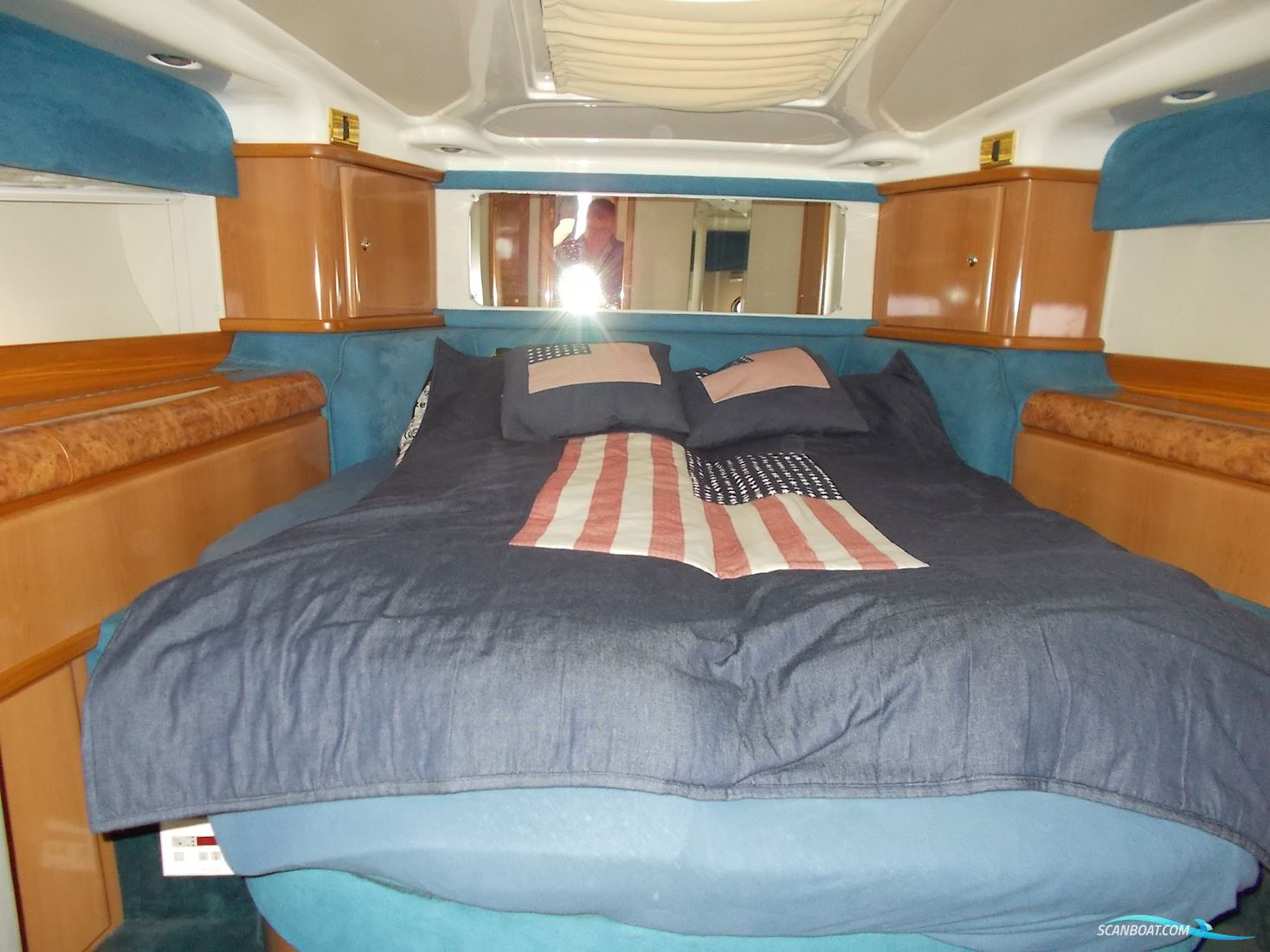 Sealine F44