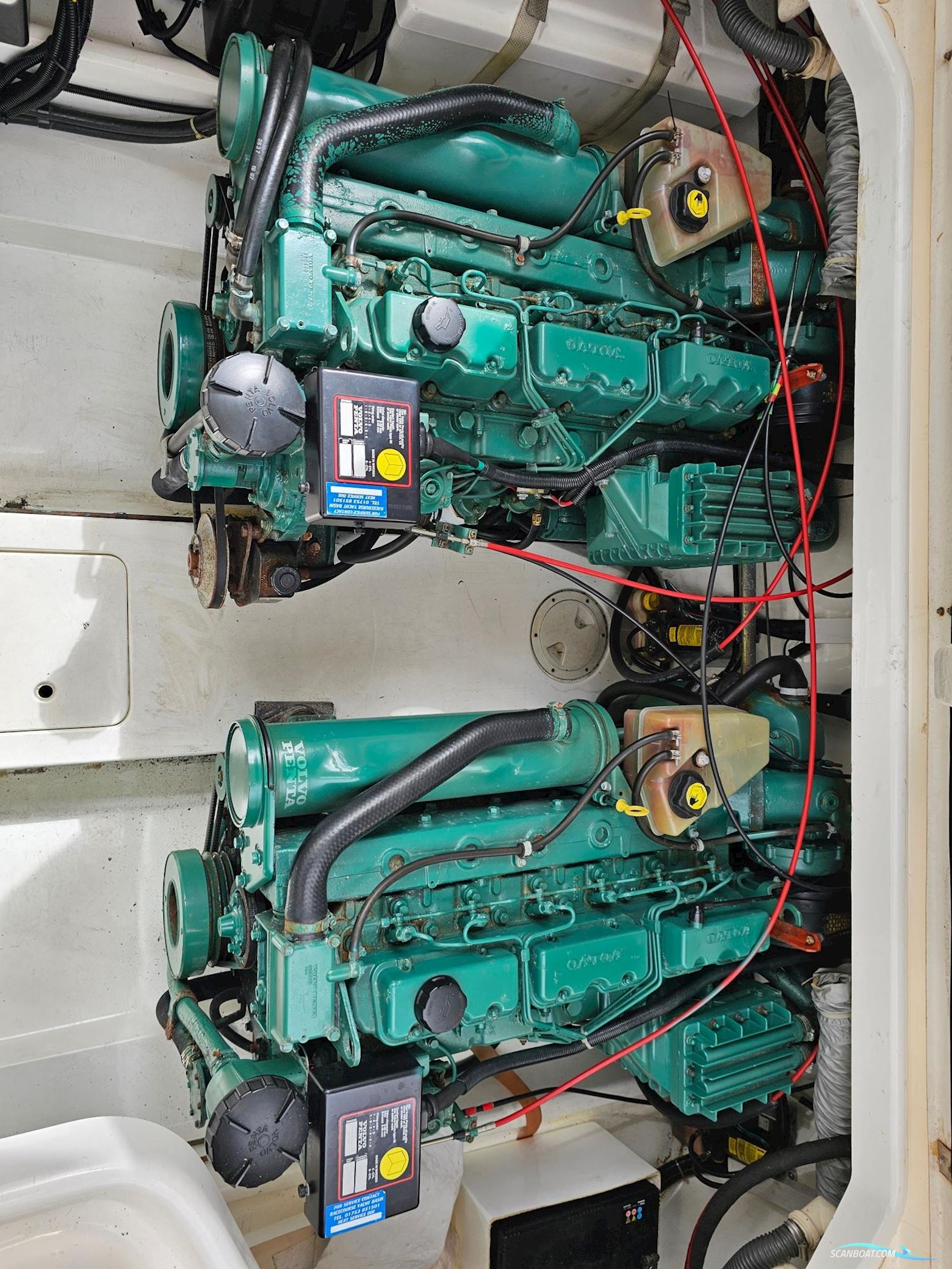 Sealine International F33