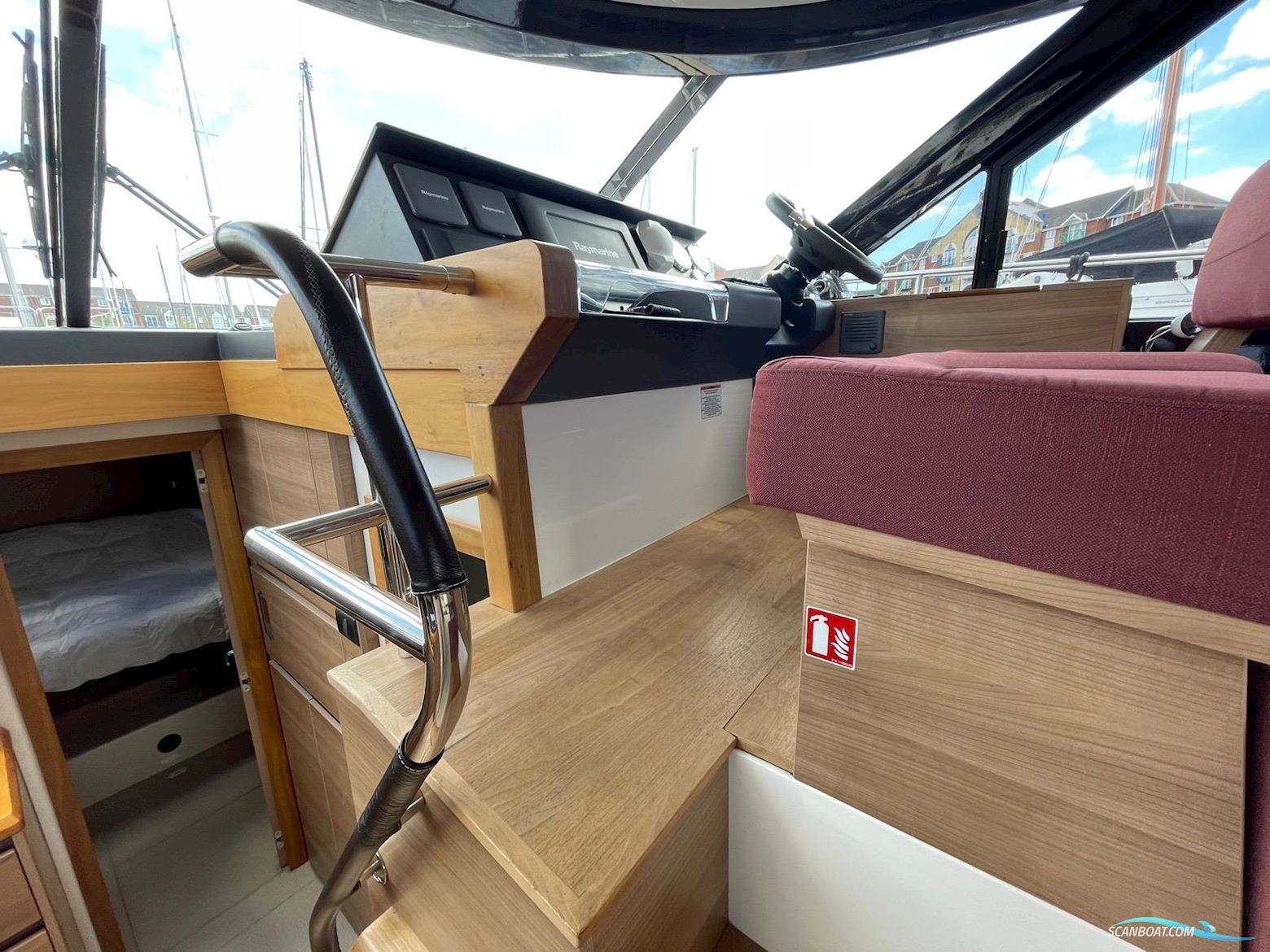 Sealine International F42