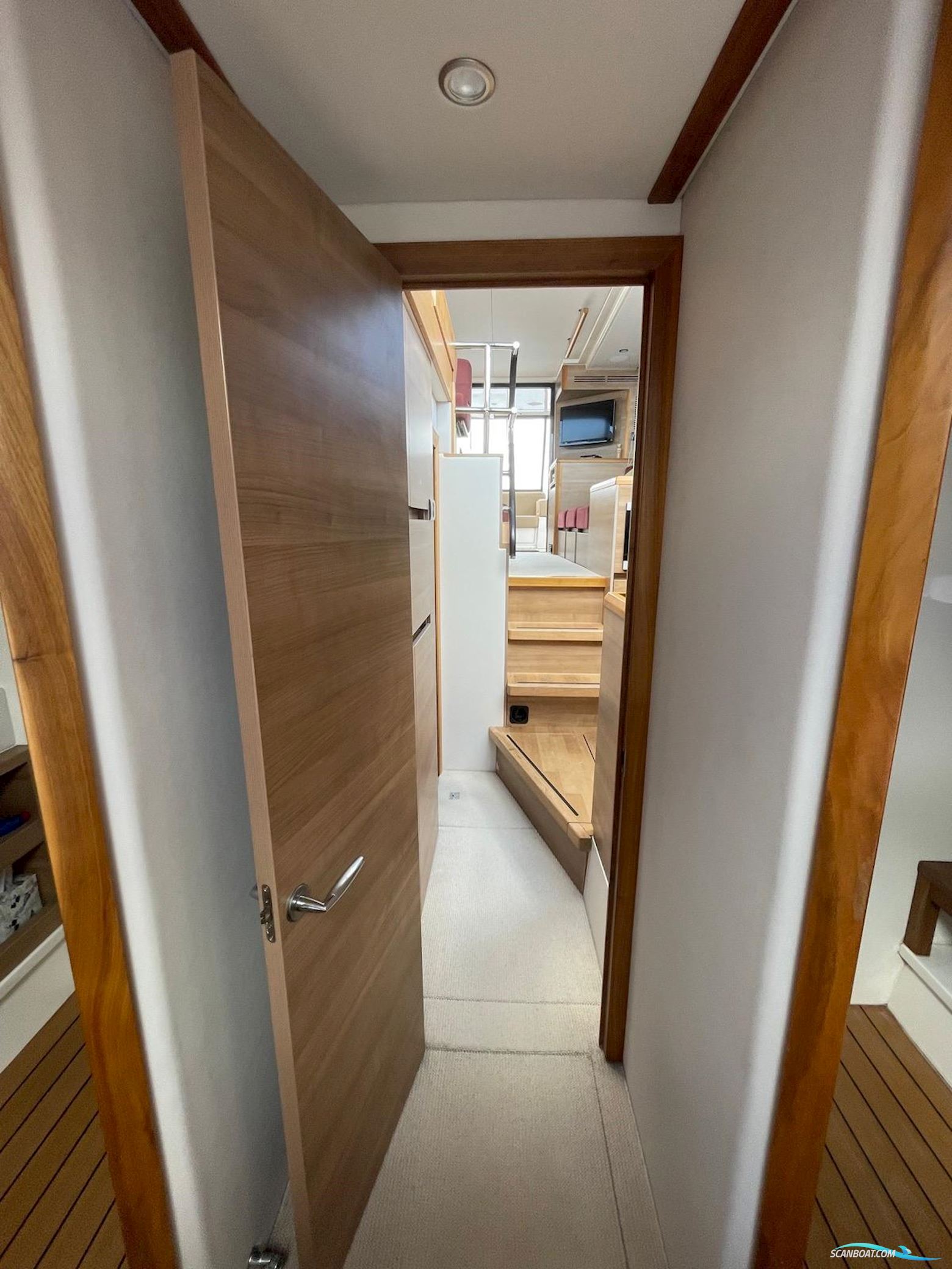 Sealine International F42