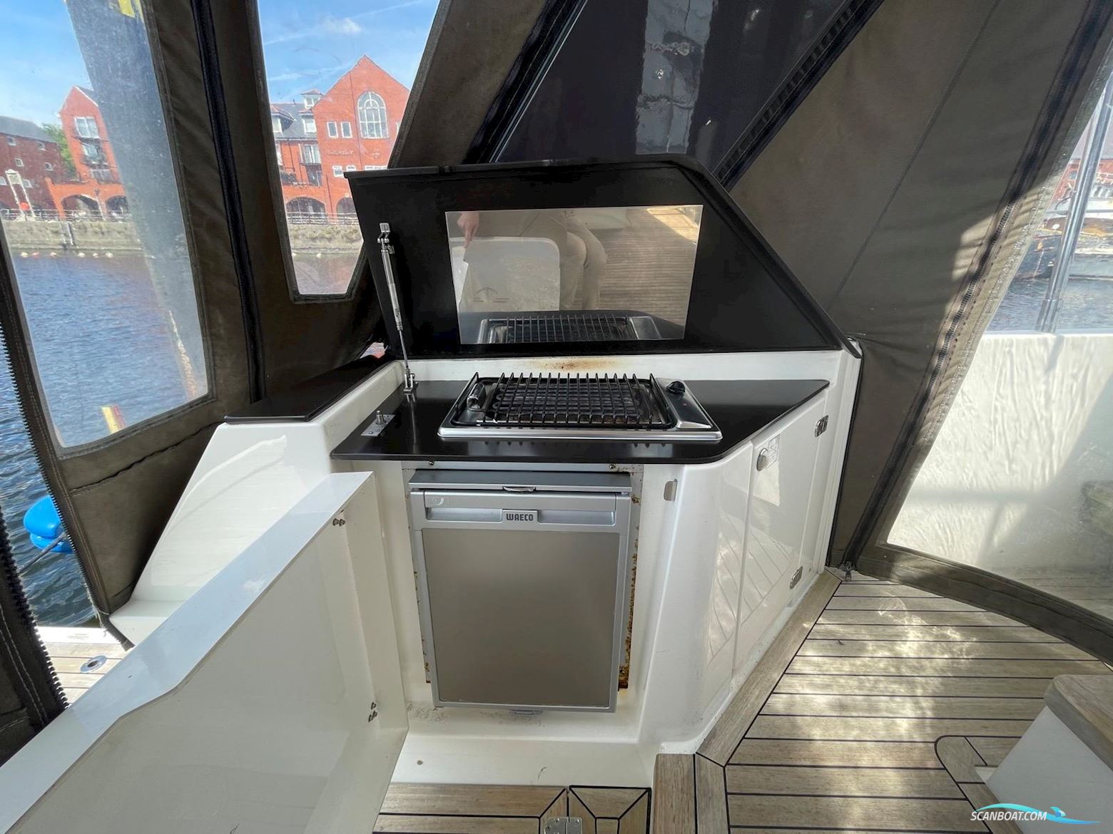 Sealine International F42