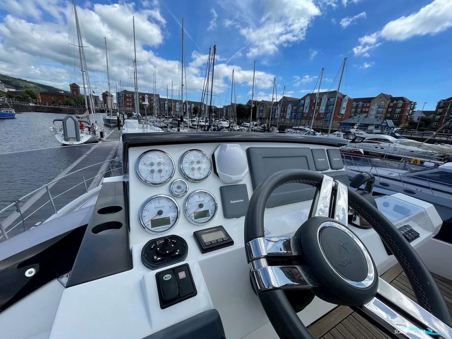 Sealine International F42