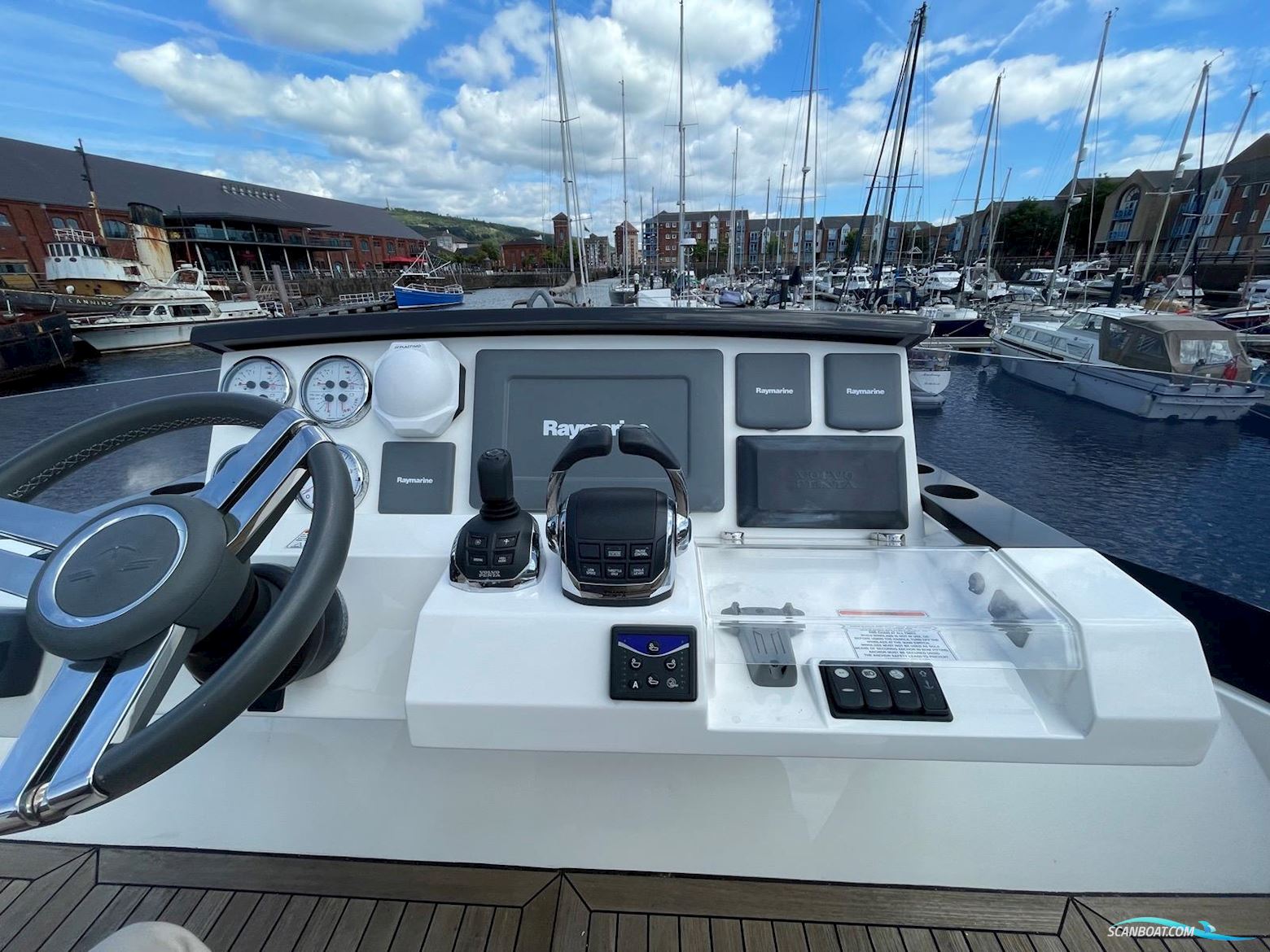 Sealine International F42