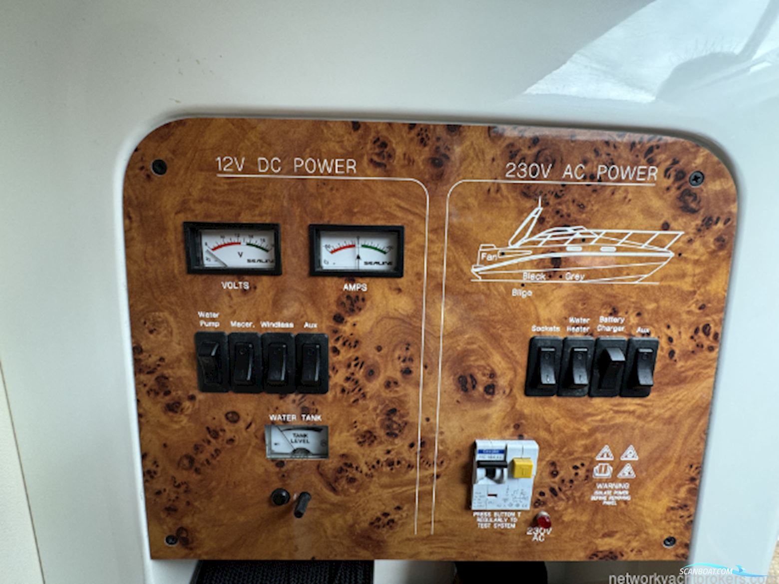 Sealine International S23 Sport