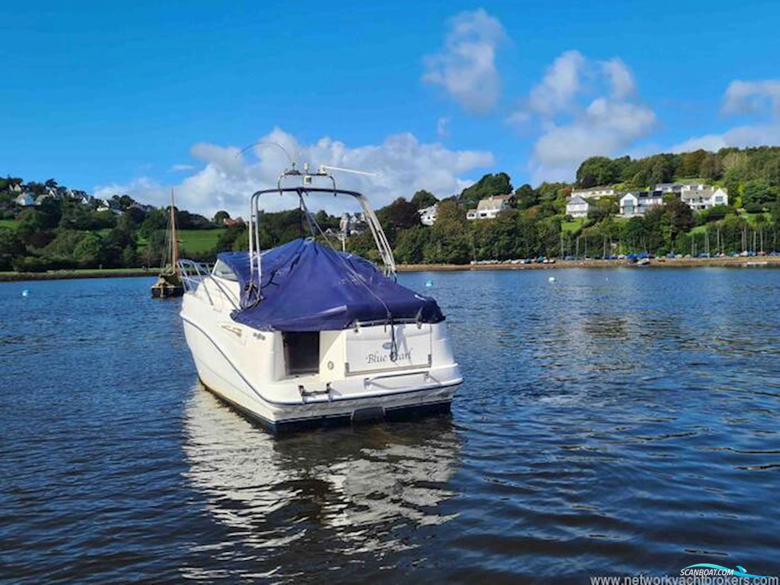 Sealine International S23 Sports Cruiser