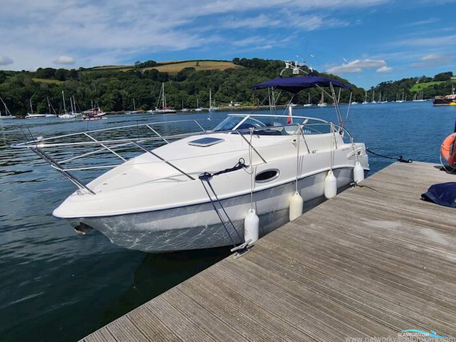 Sealine International S23 Sports Cruiser