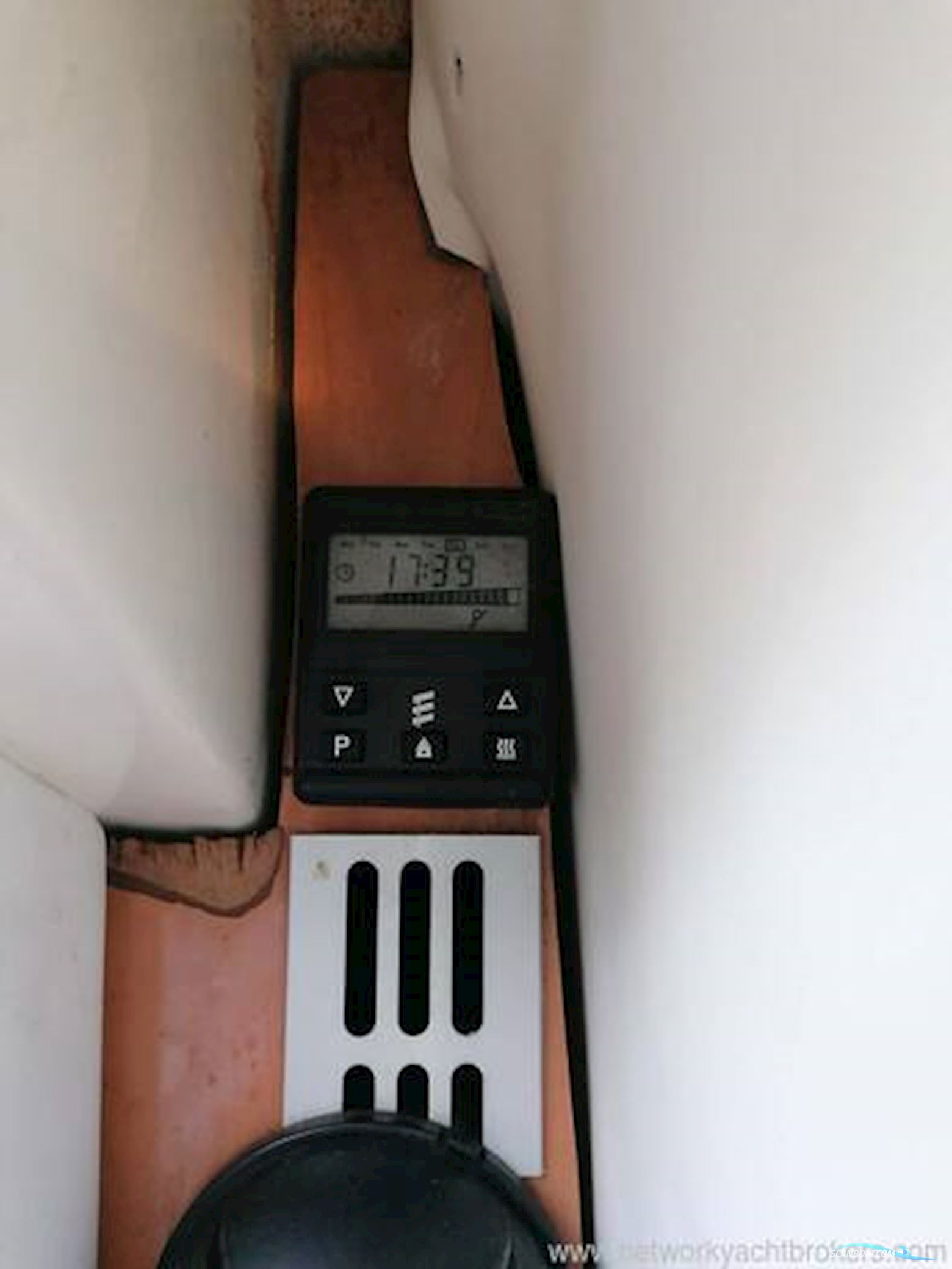 Sealine International S24