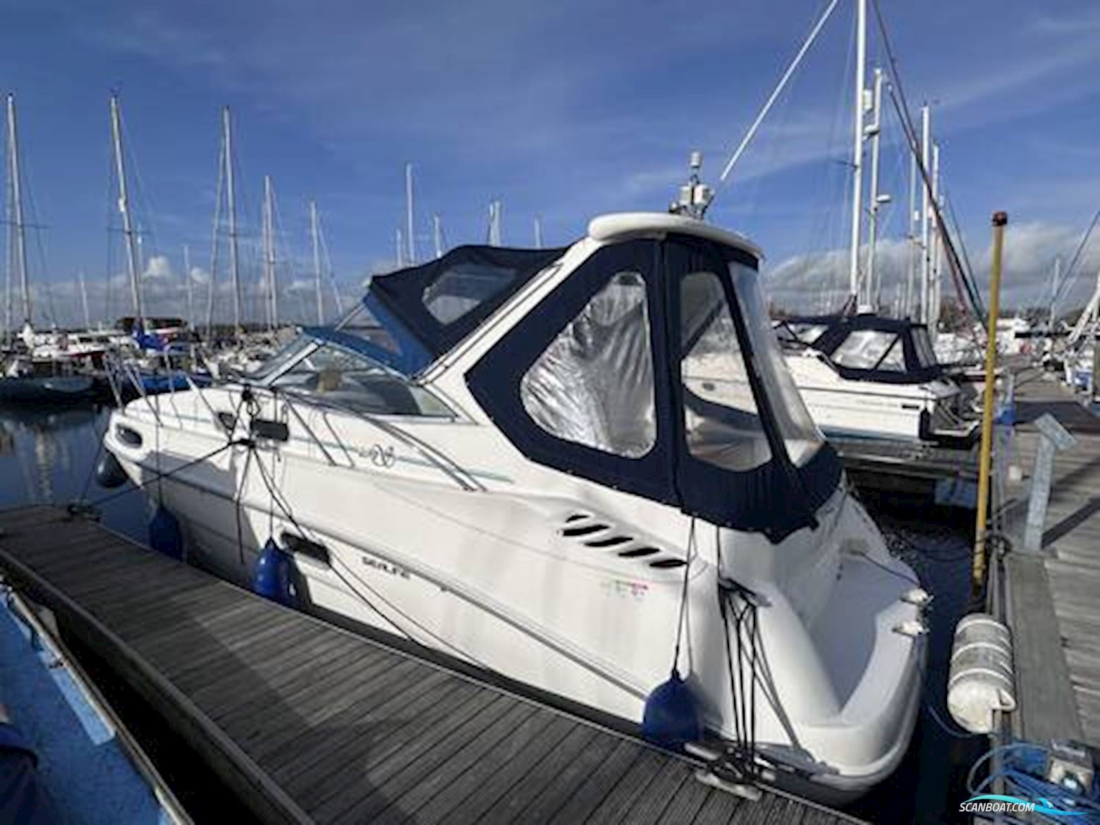 Sealine International S28