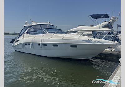 Sealine International S42 Motorbåt 2004, med Volvo Penta motor, England