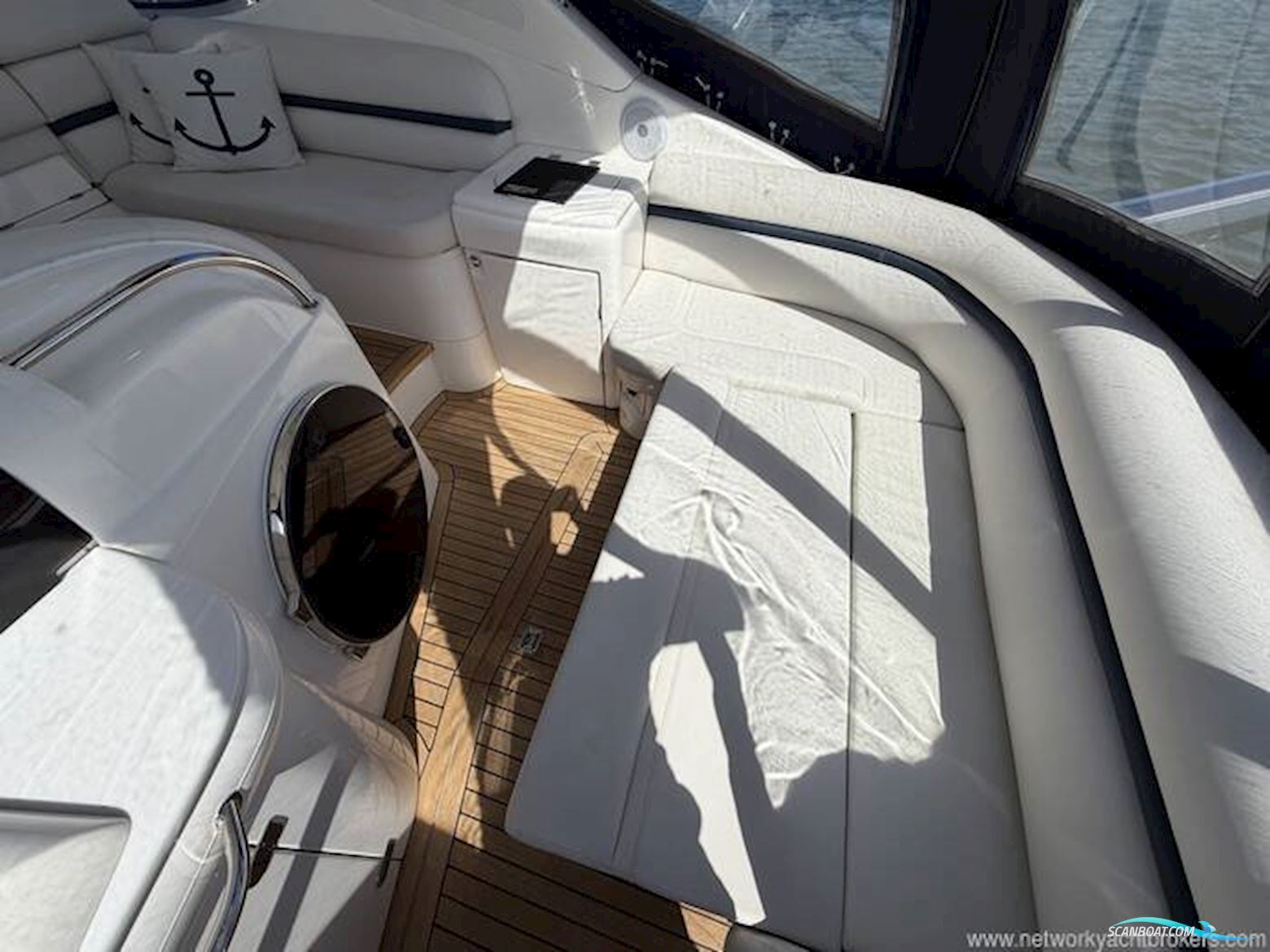 Sealine International S42