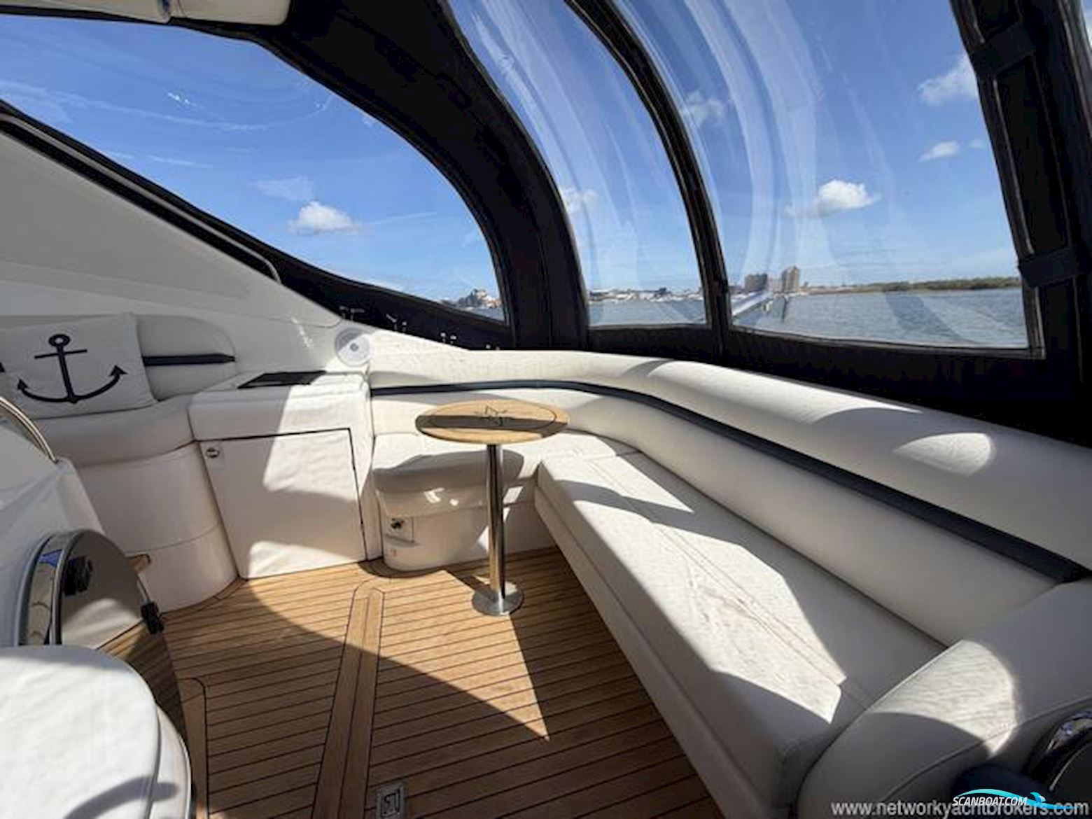 Sealine International S42