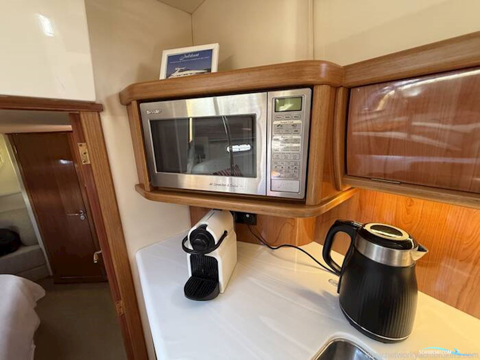 Sealine International S42