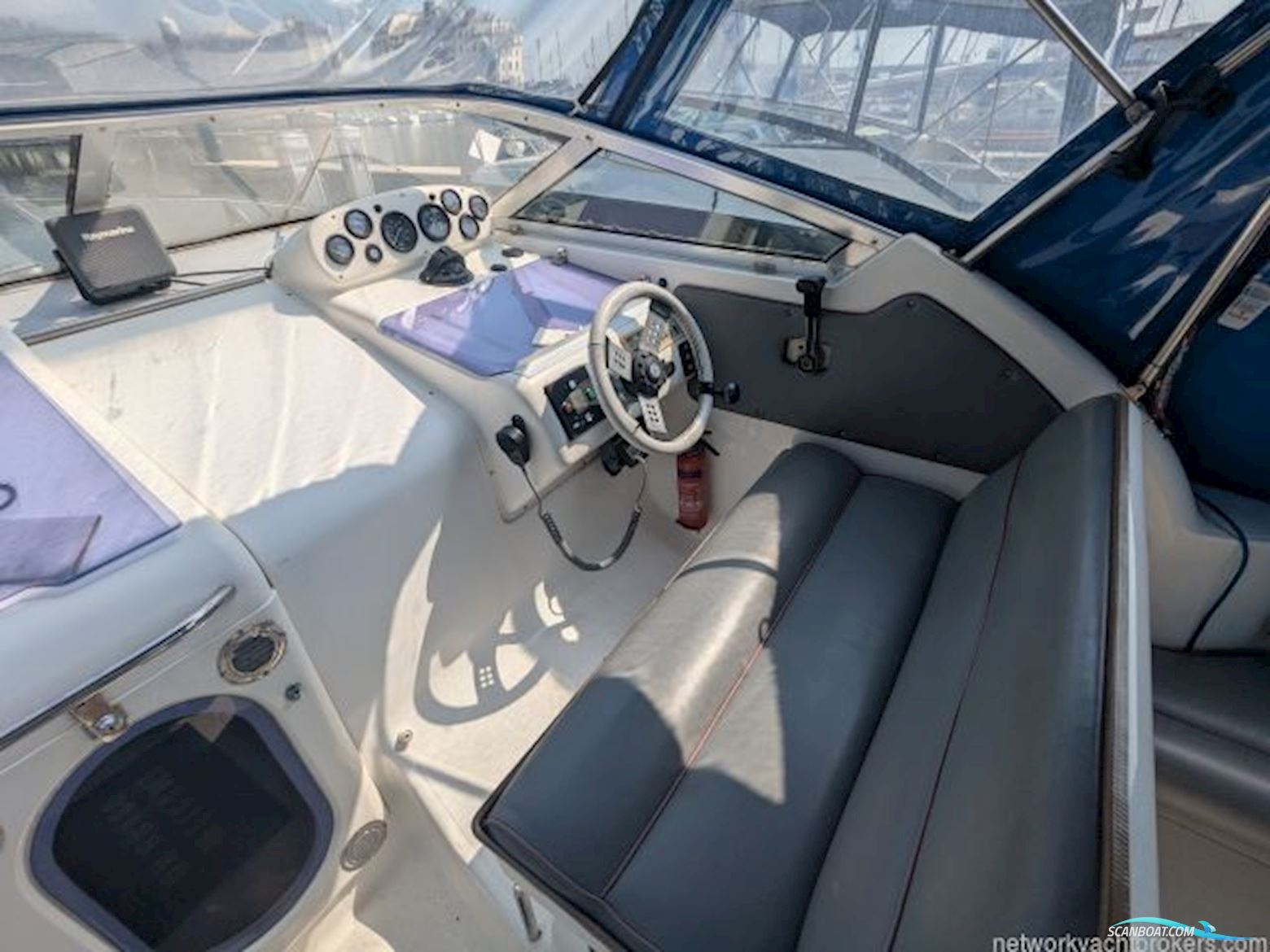 Sealine International Senator 230