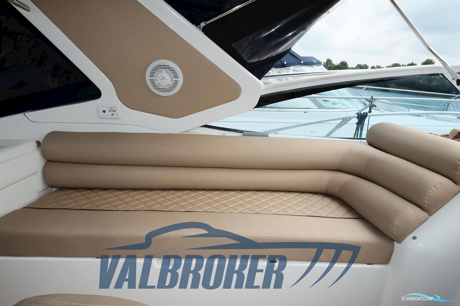 Sealine S 34