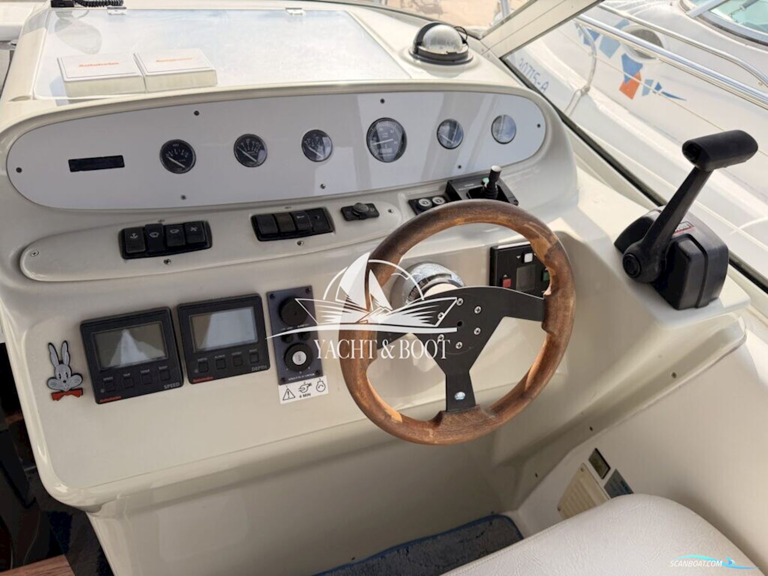 Sealine S28