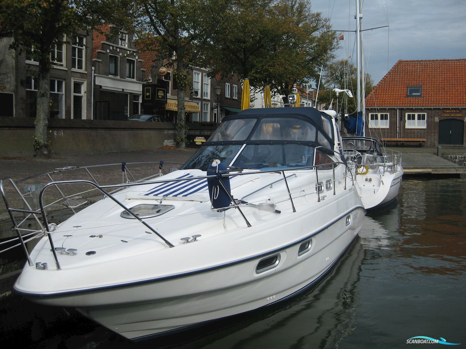 Sealine S34 Motorbåt 2002, med Volvo Penta AD41P motor, Holland