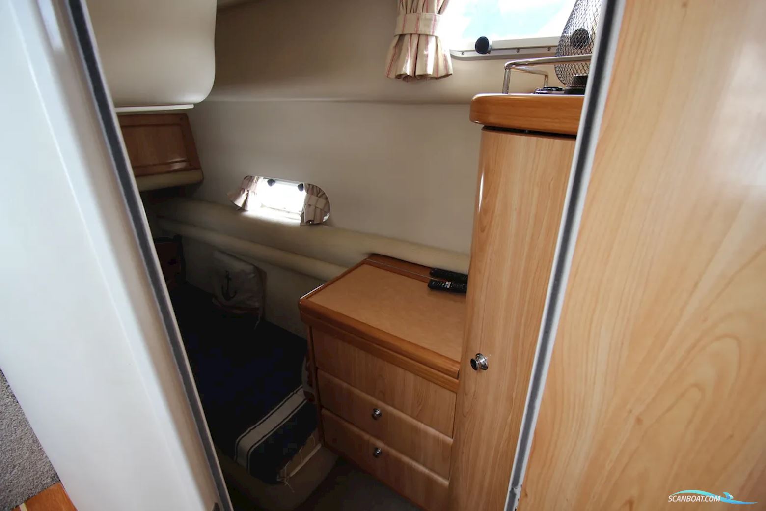Sealine S37