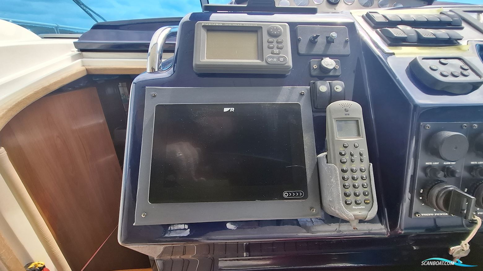 Sealine S38 Sports open