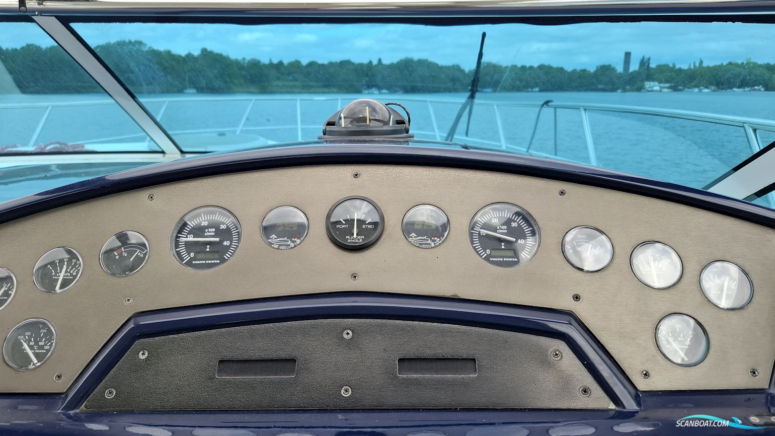 Sealine S38 Sports open