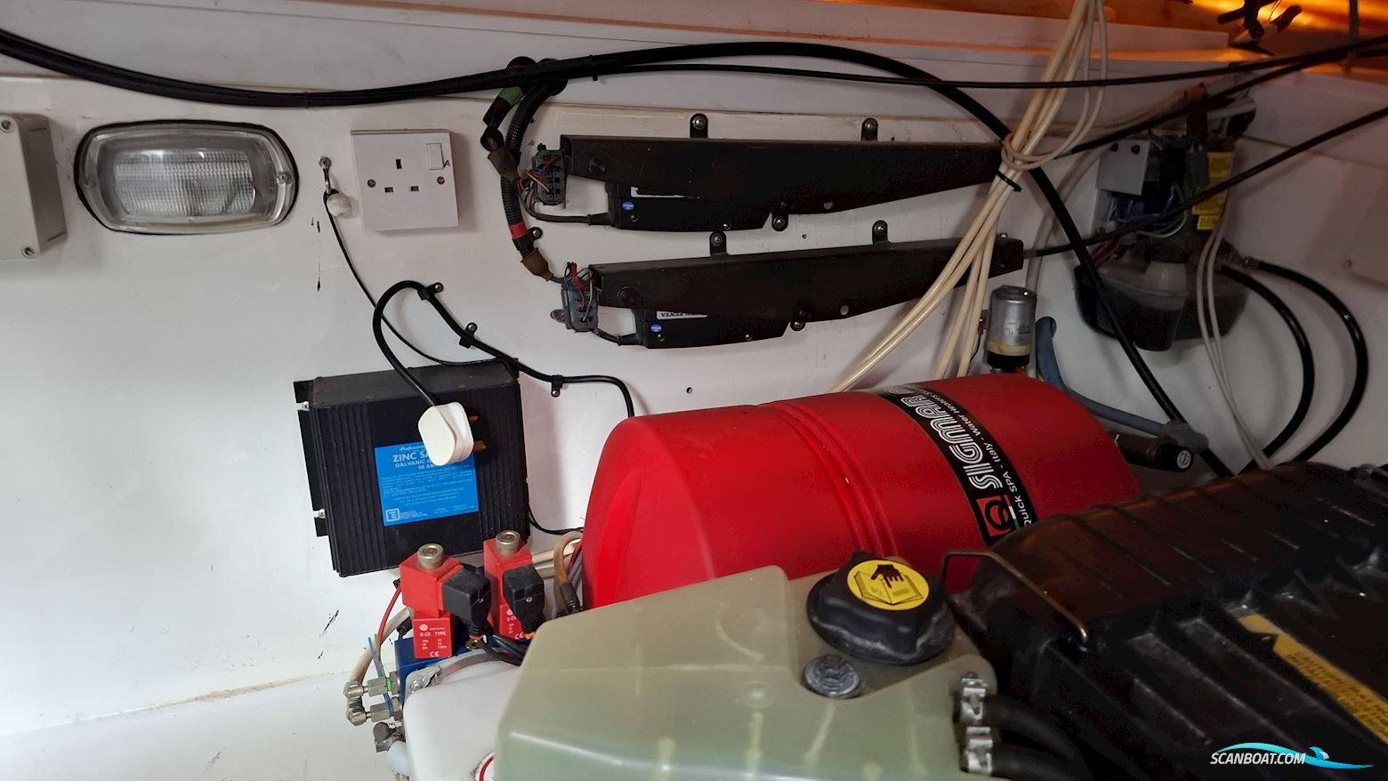 Sealine S38 Sports open