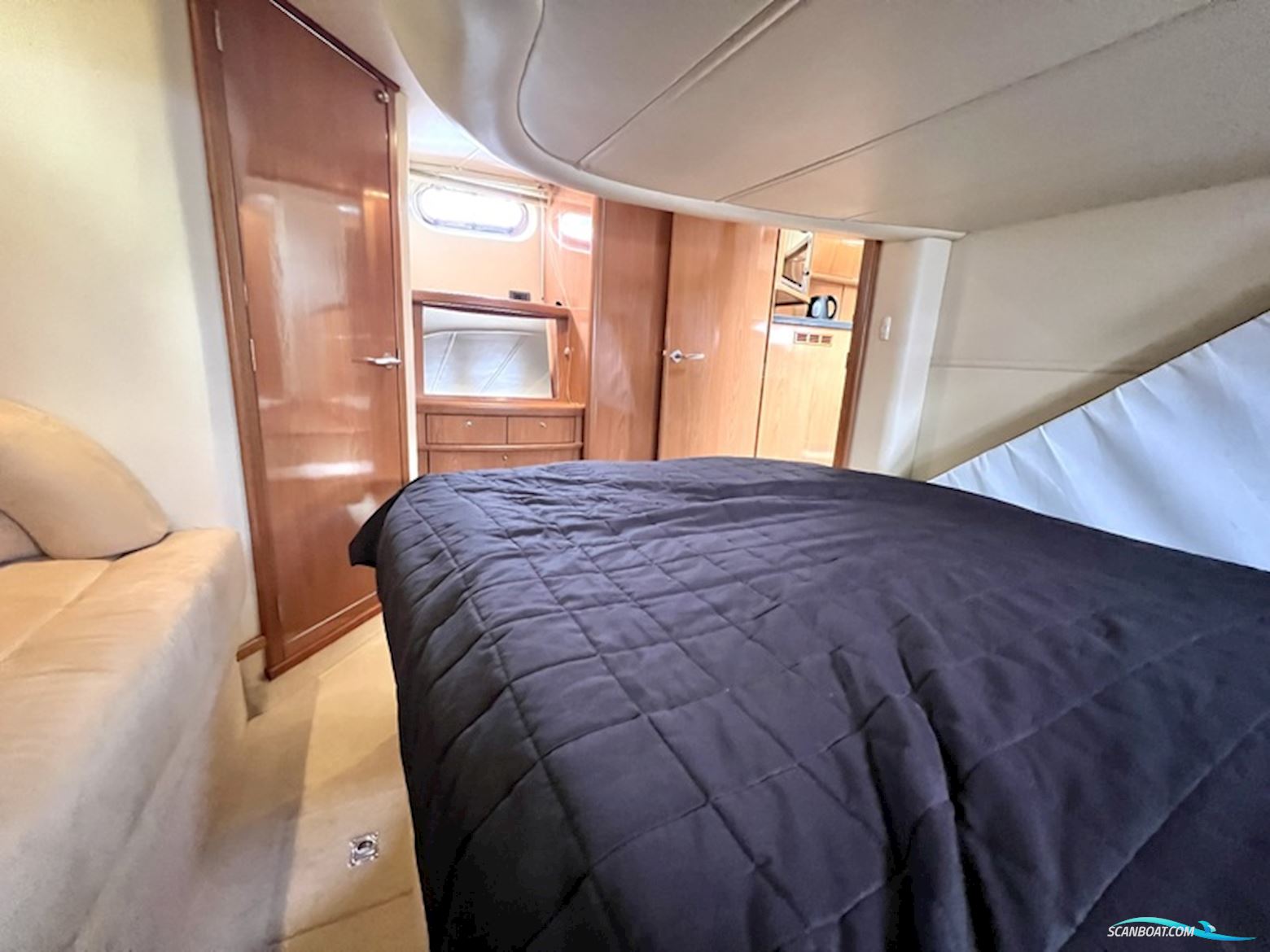 Sealine S42