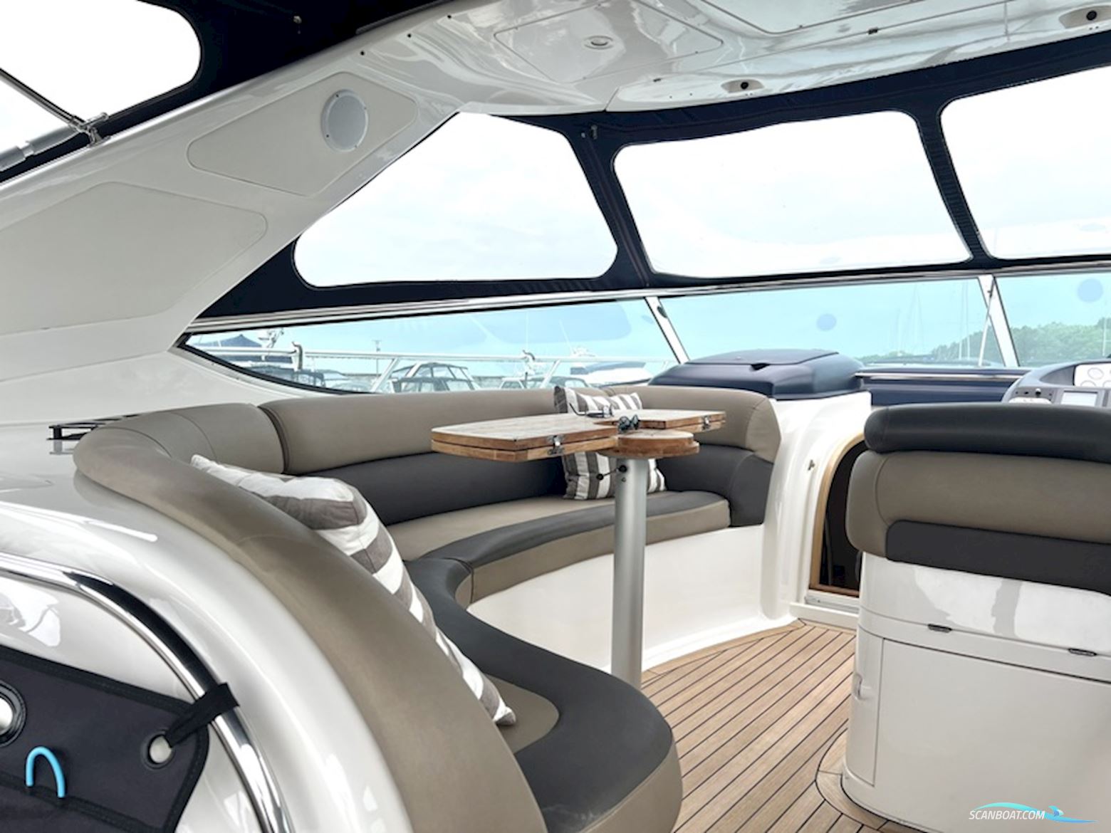 Sealine S42