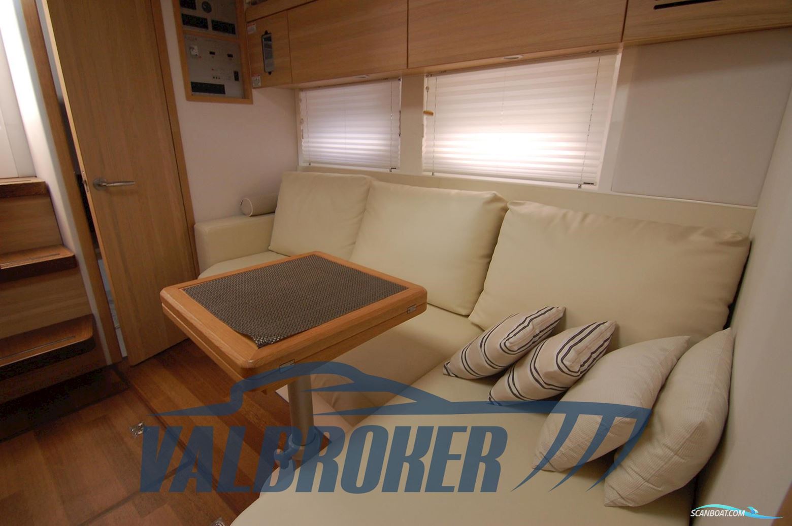 Sealine SC 35